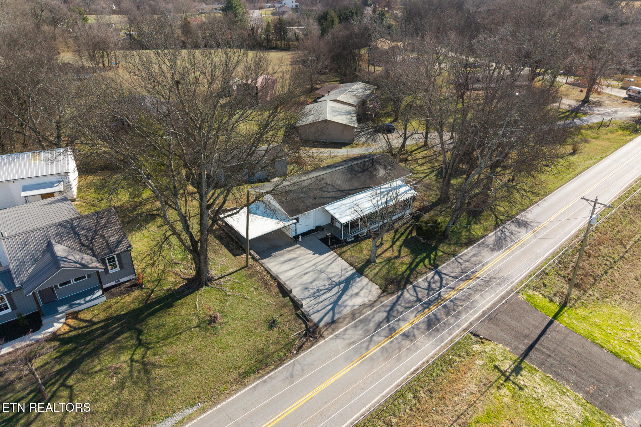 1447/1451 W Hunt Road Maryville TN 37801