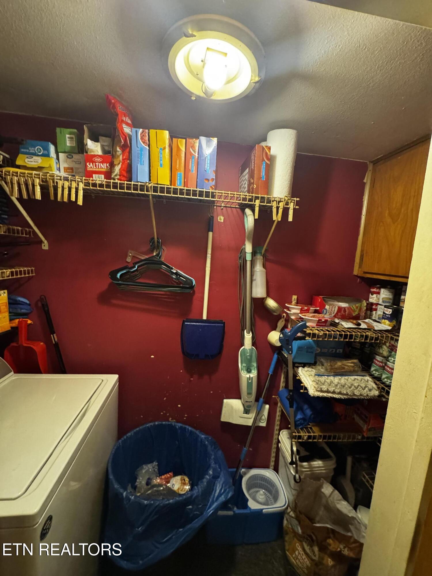 409 Jarnigan Street Clinton TN 37716