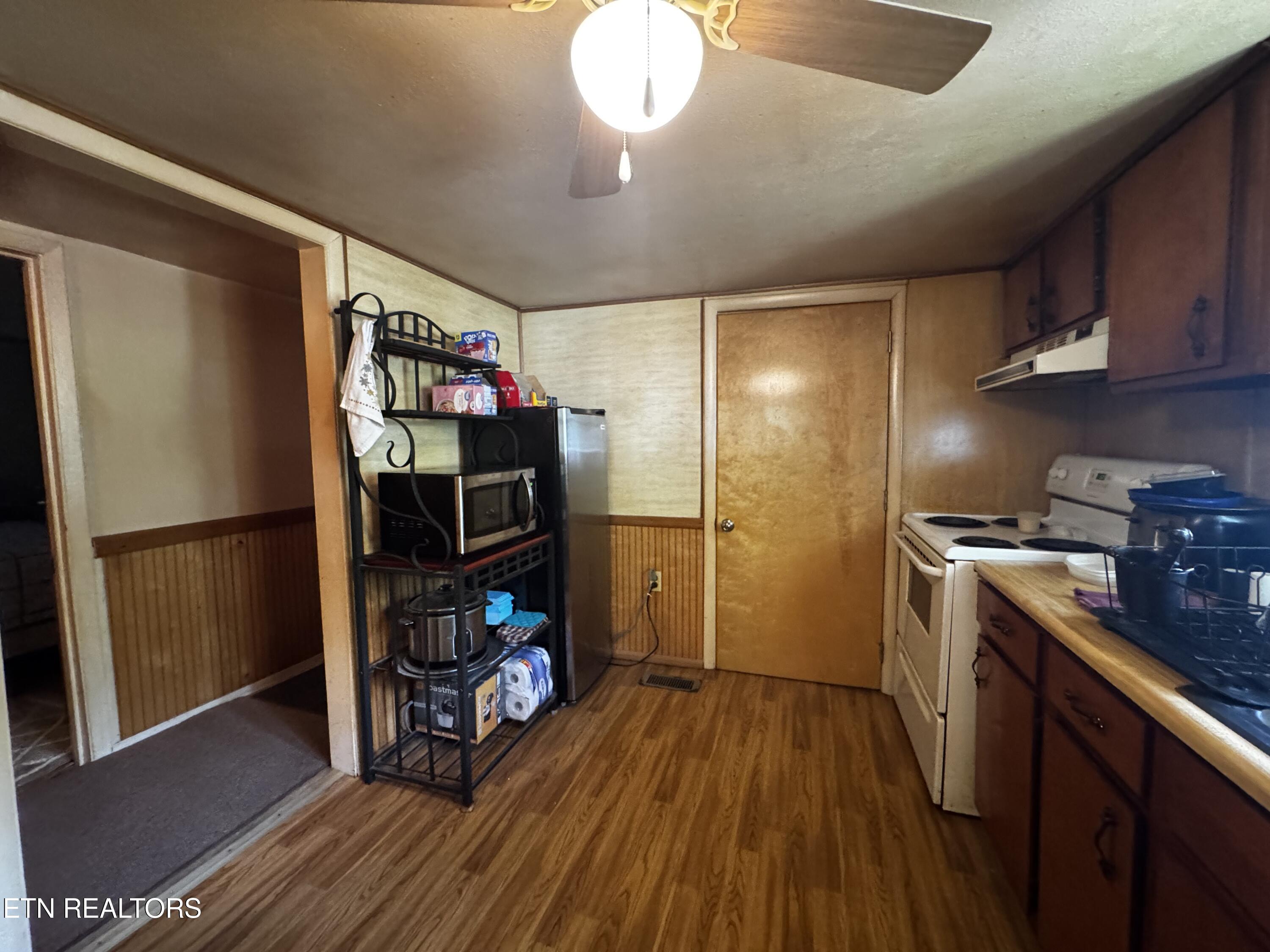 409 Jarnigan Street Clinton TN 37716