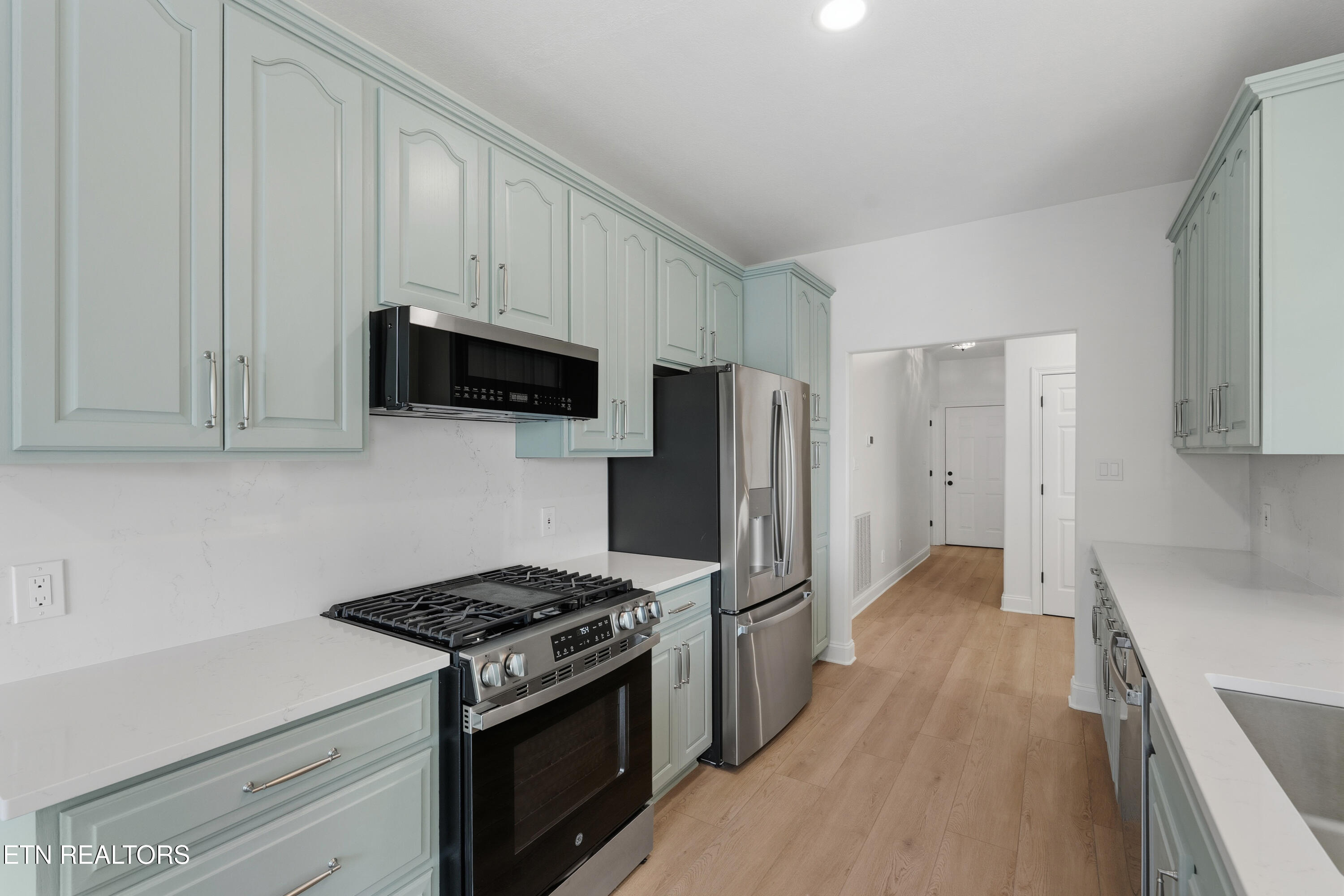 1049 Rarity Bay Parkway Vonore TN 37885