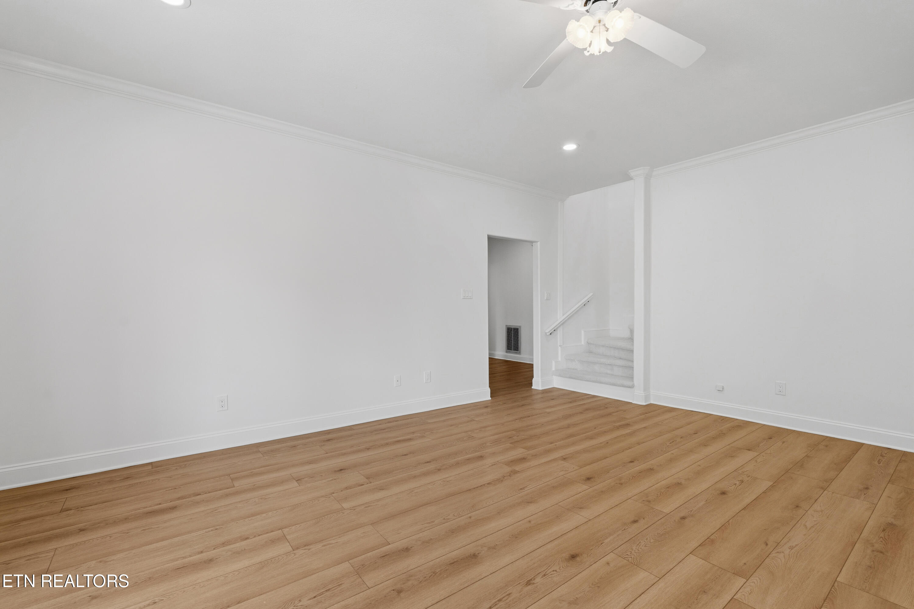 1049 Rarity Bay Parkway Vonore TN 37885