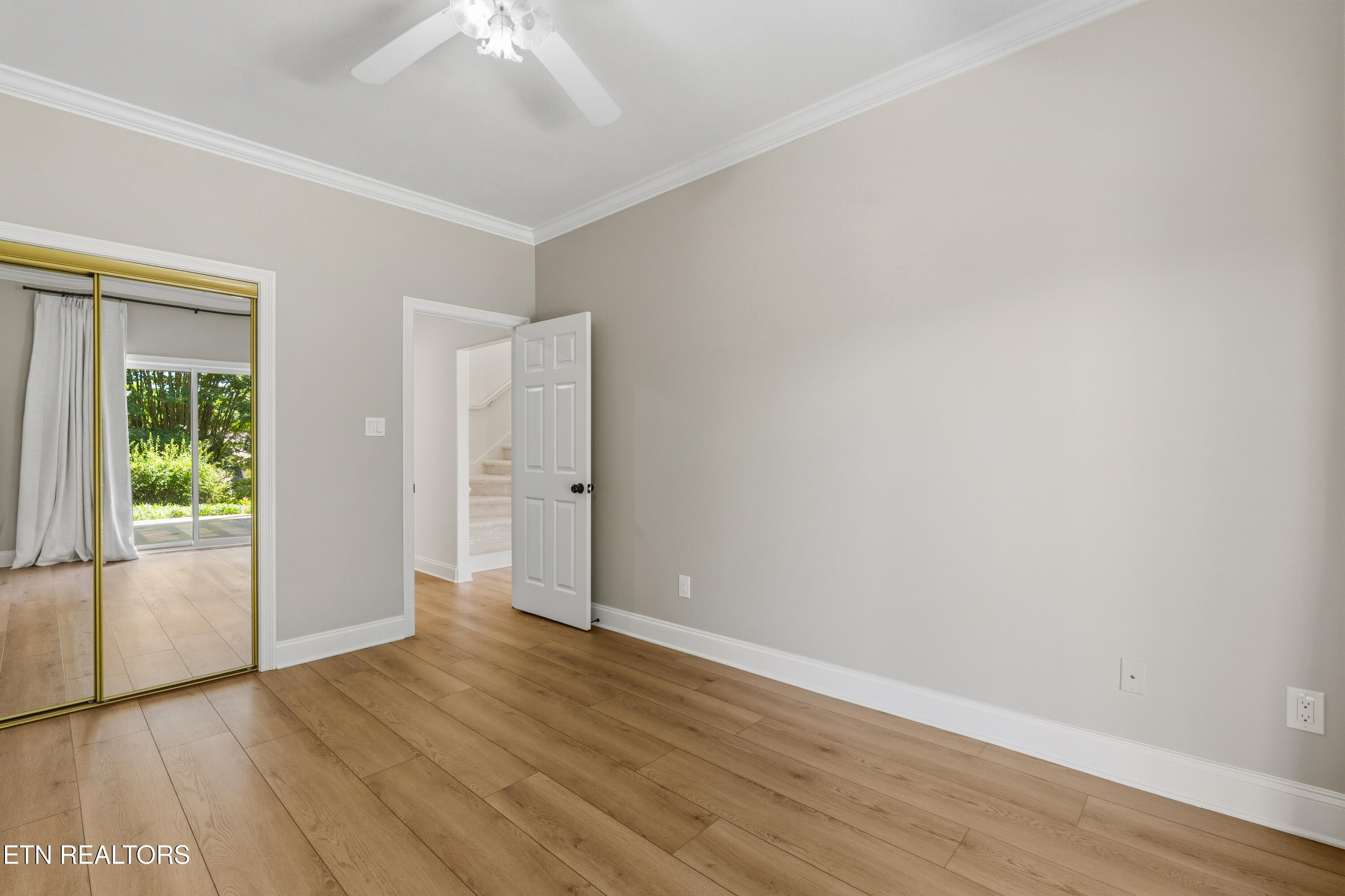 1049 Rarity Bay Parkway Vonore TN 37885