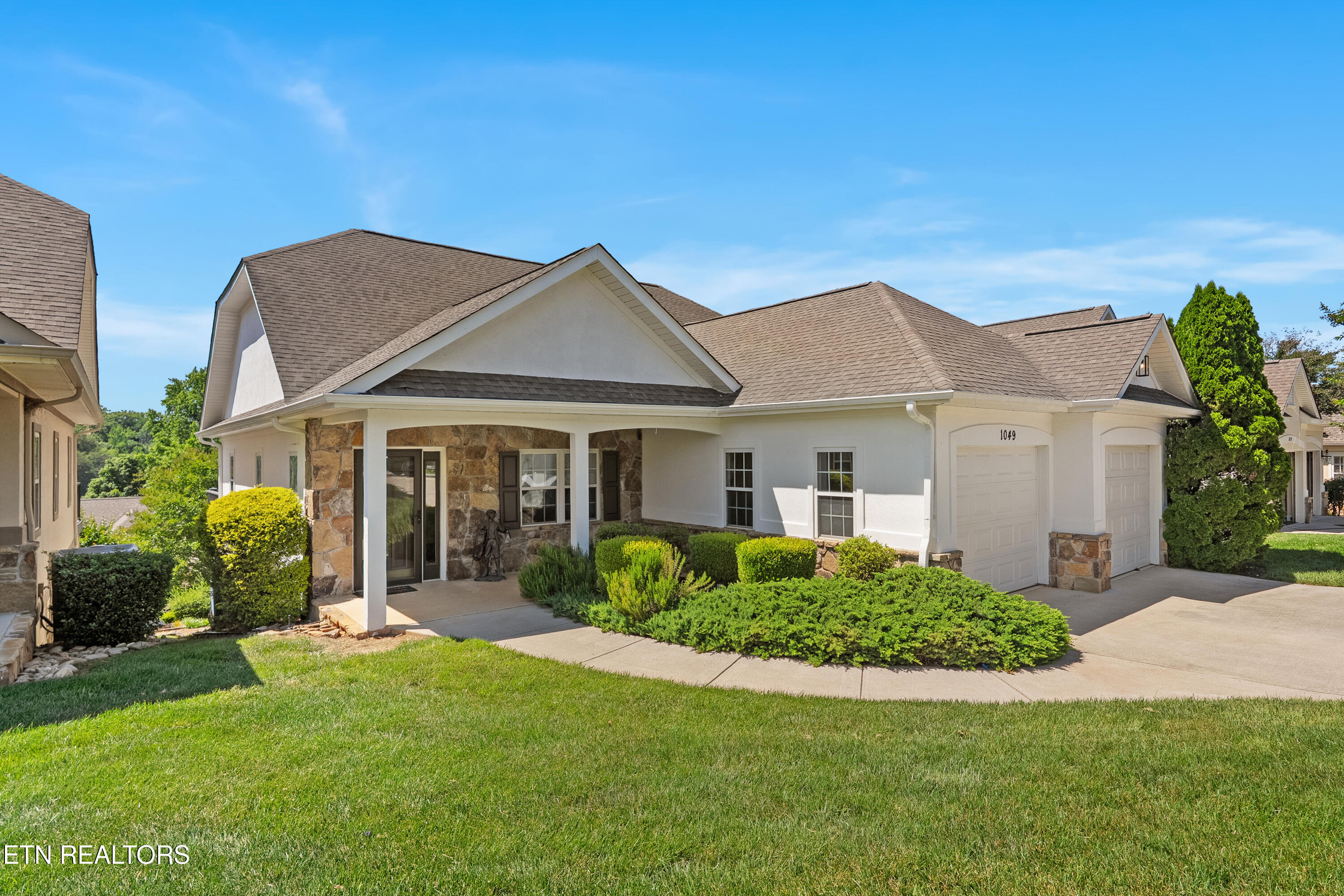 1049 Rarity Bay Parkway Vonore TN 37885