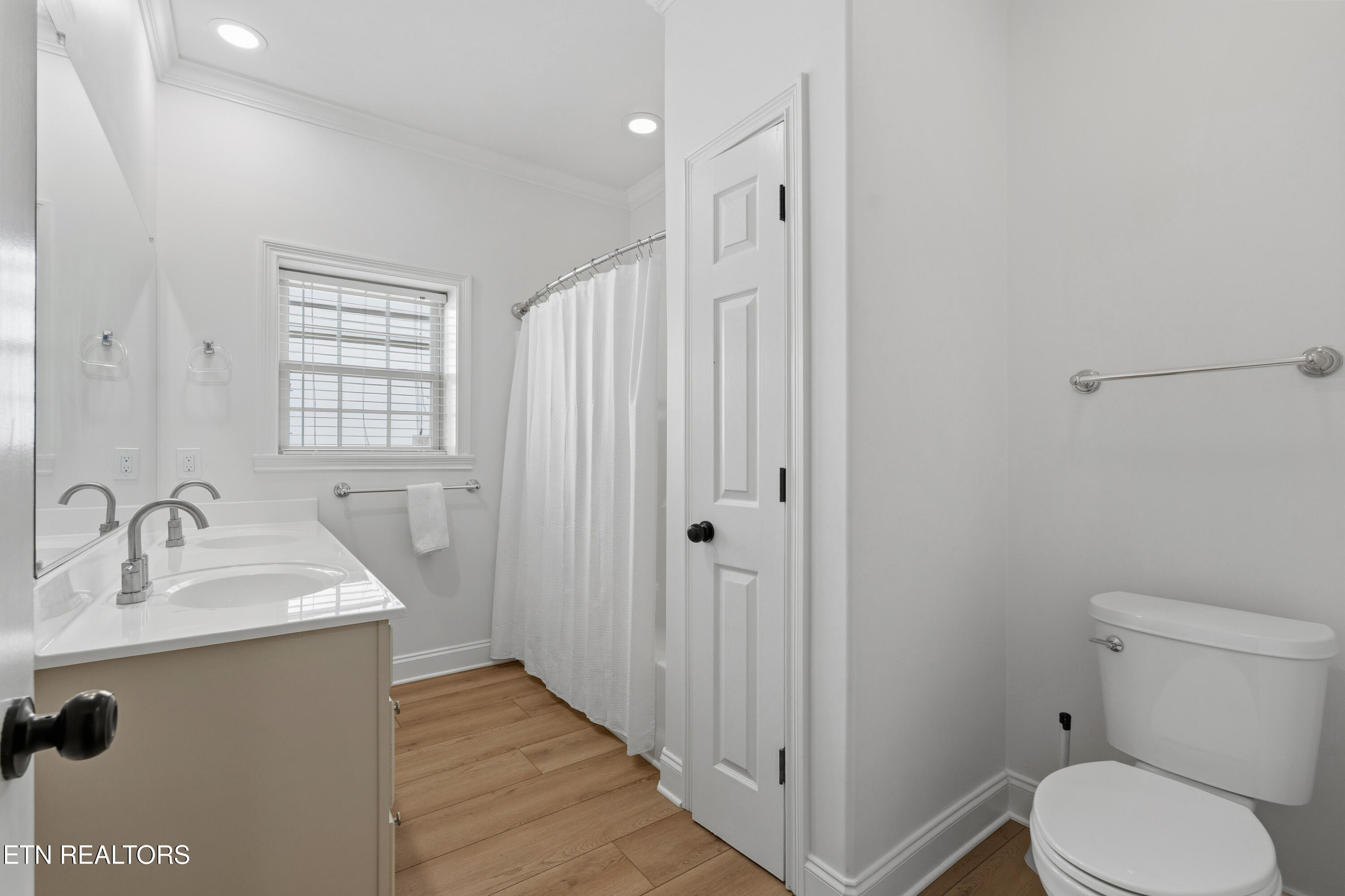 1049 Rarity Bay Parkway Vonore TN 37885