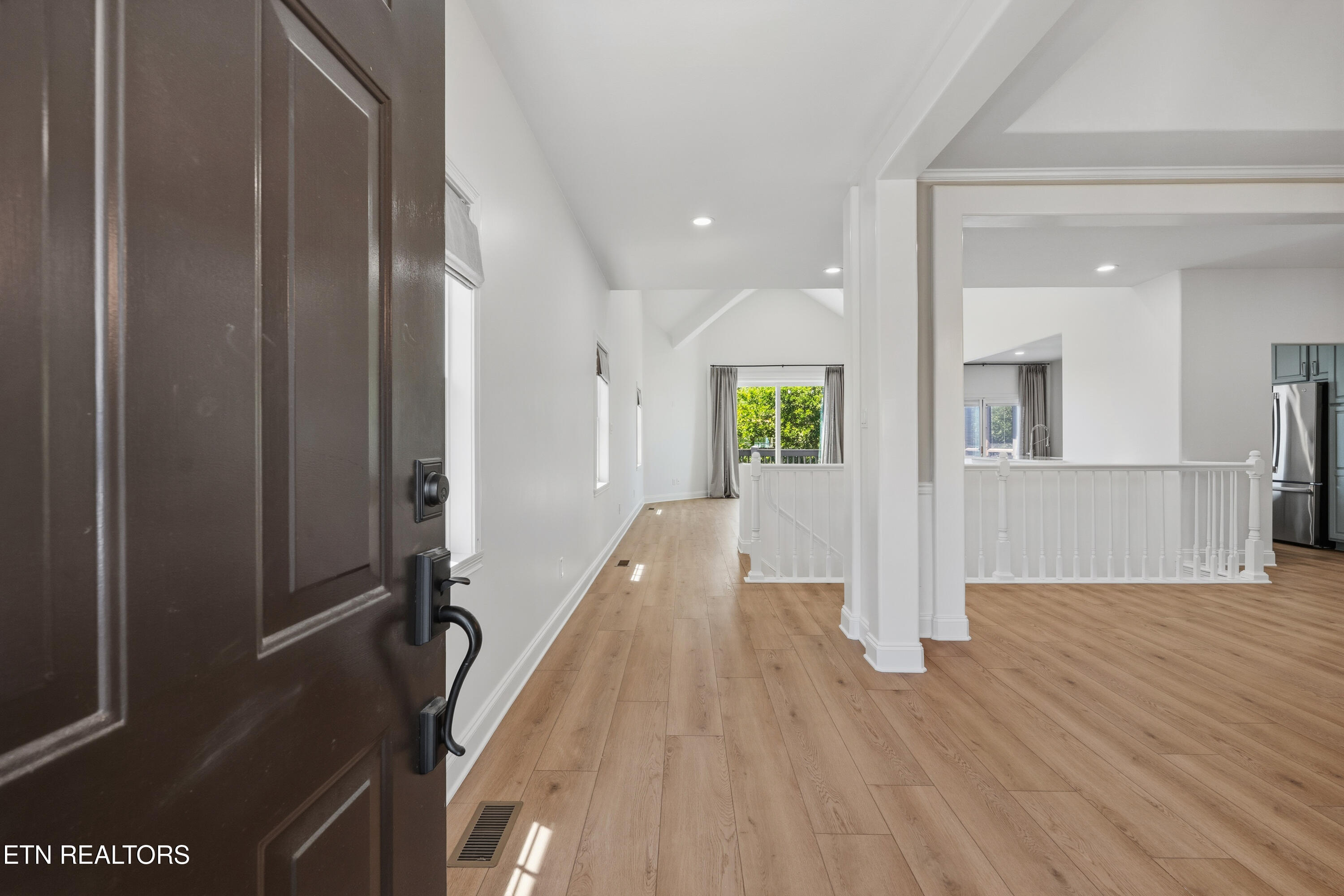 1049 Rarity Bay Parkway Vonore TN 37885