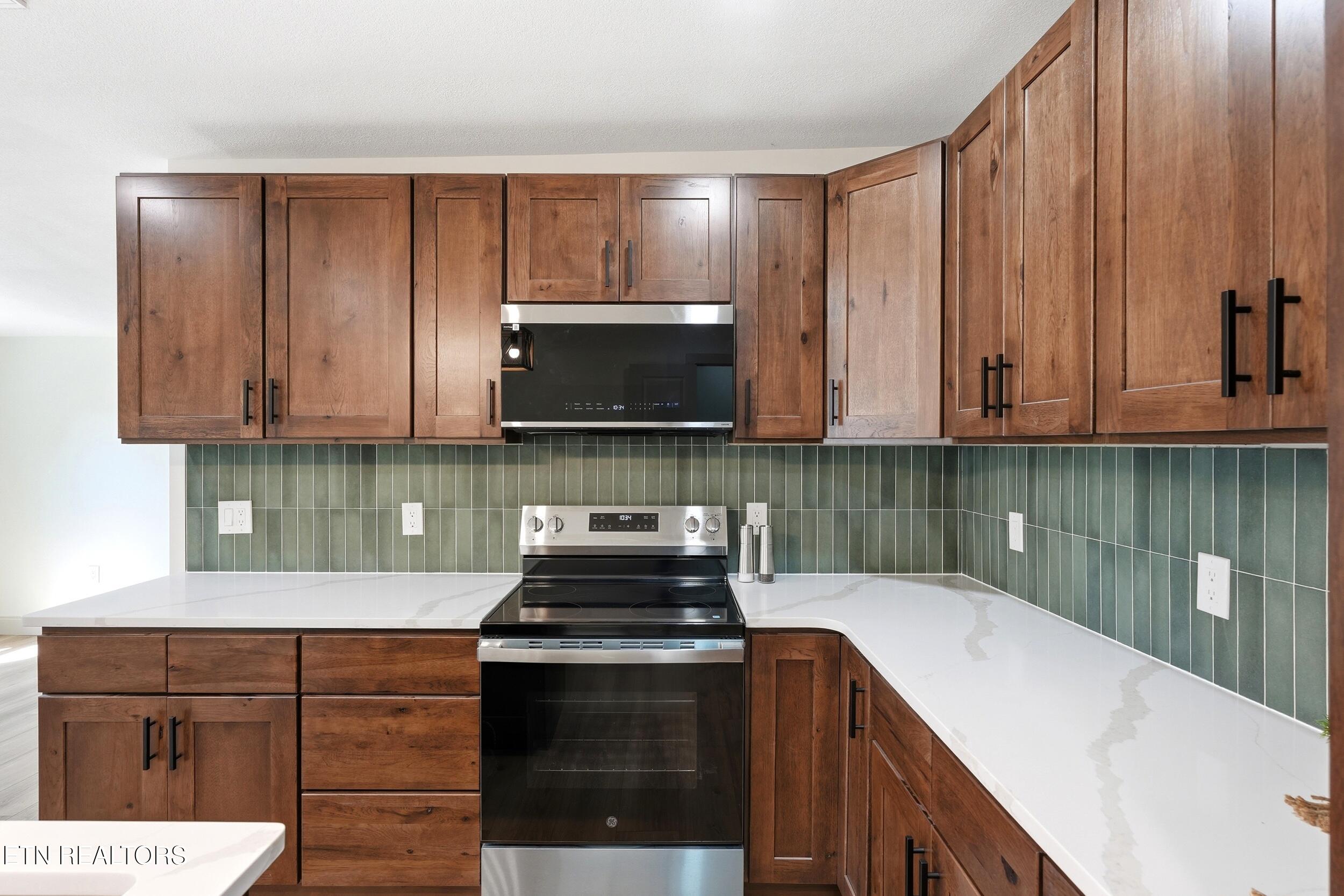 315 Poplar Street Lenoir City TN 37771