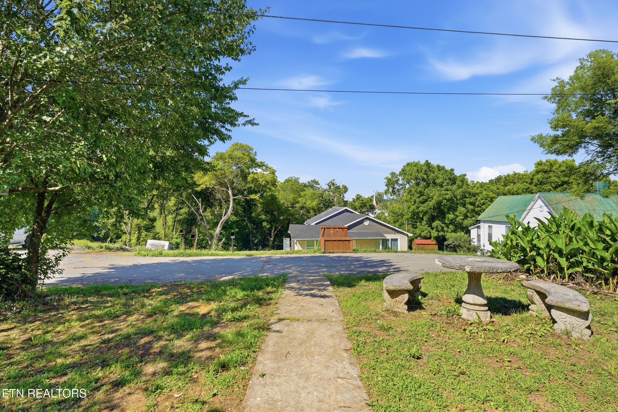 315 Poplar Street Lenoir City TN 37771
