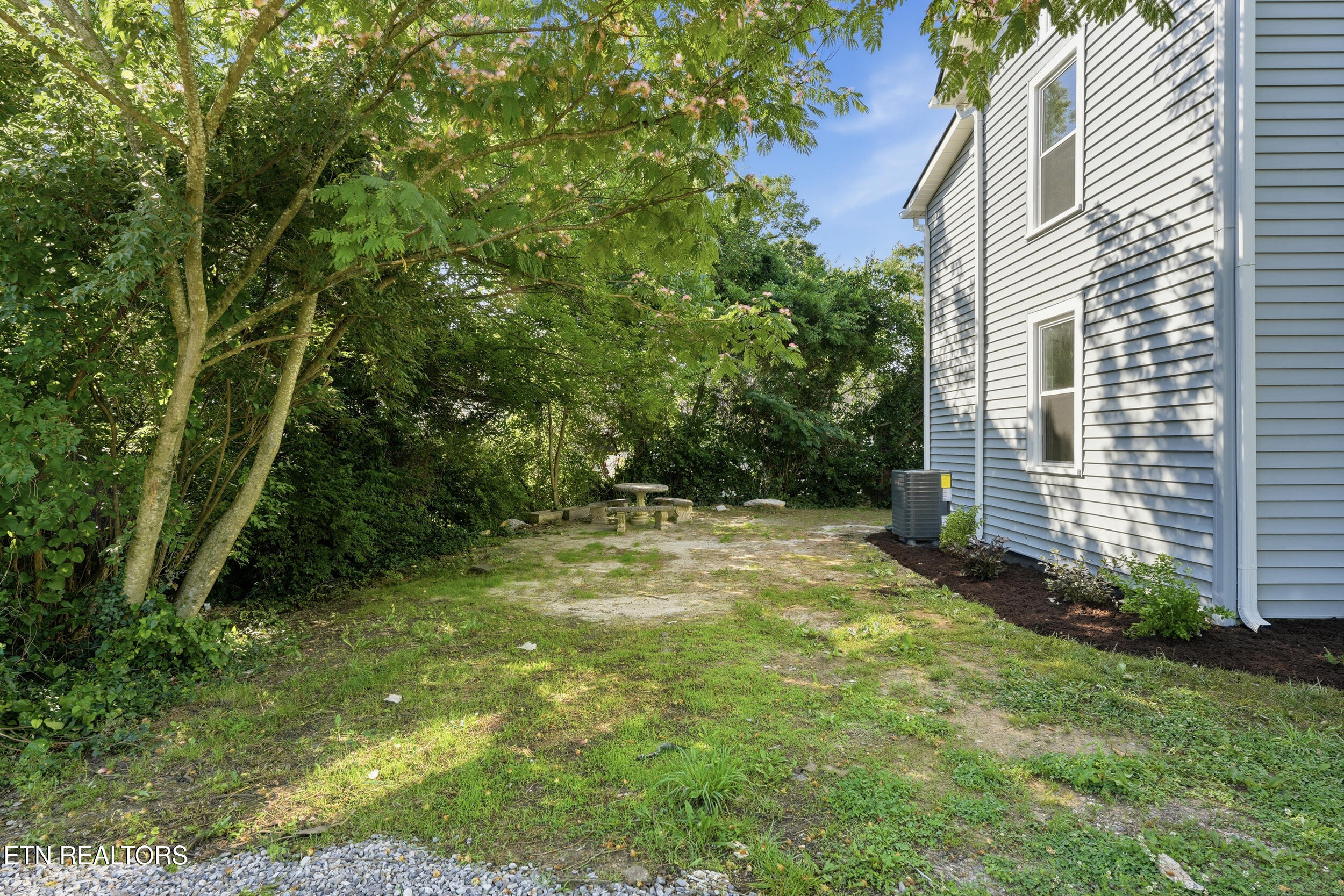 315 Poplar Street Lenoir City TN 37771