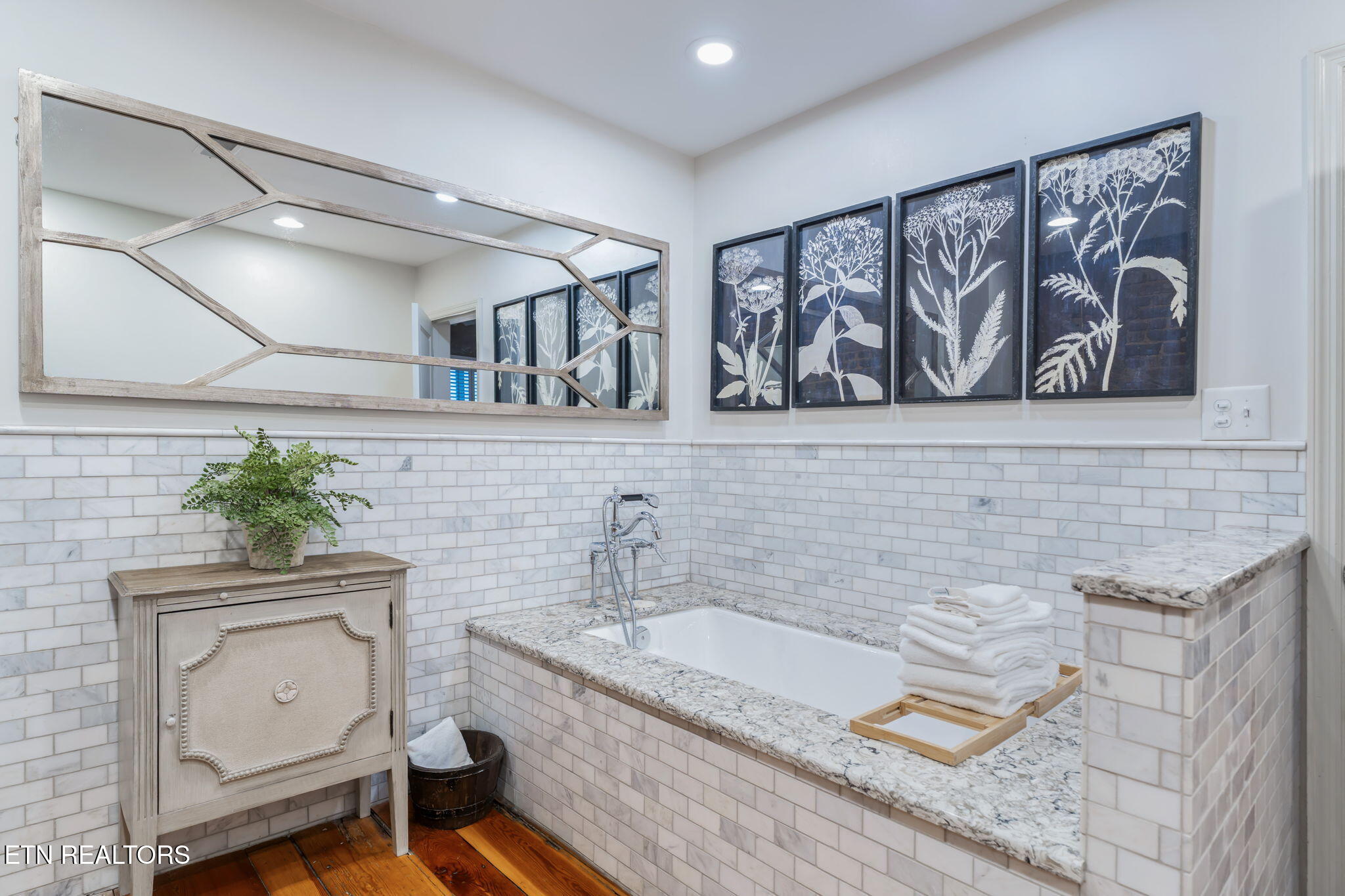 304 S Gay Street Knoxville TN 37902