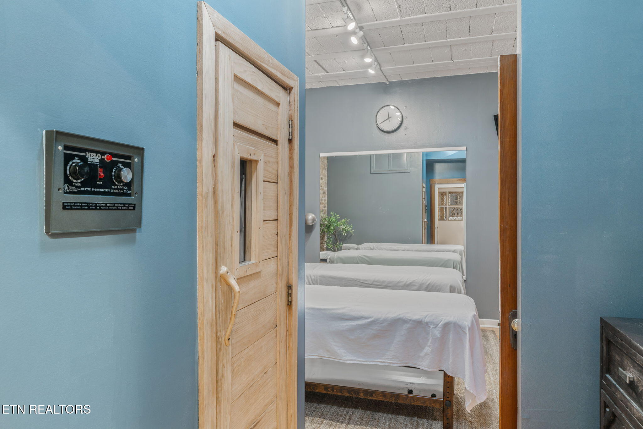 304 S Gay Street Knoxville TN 37902