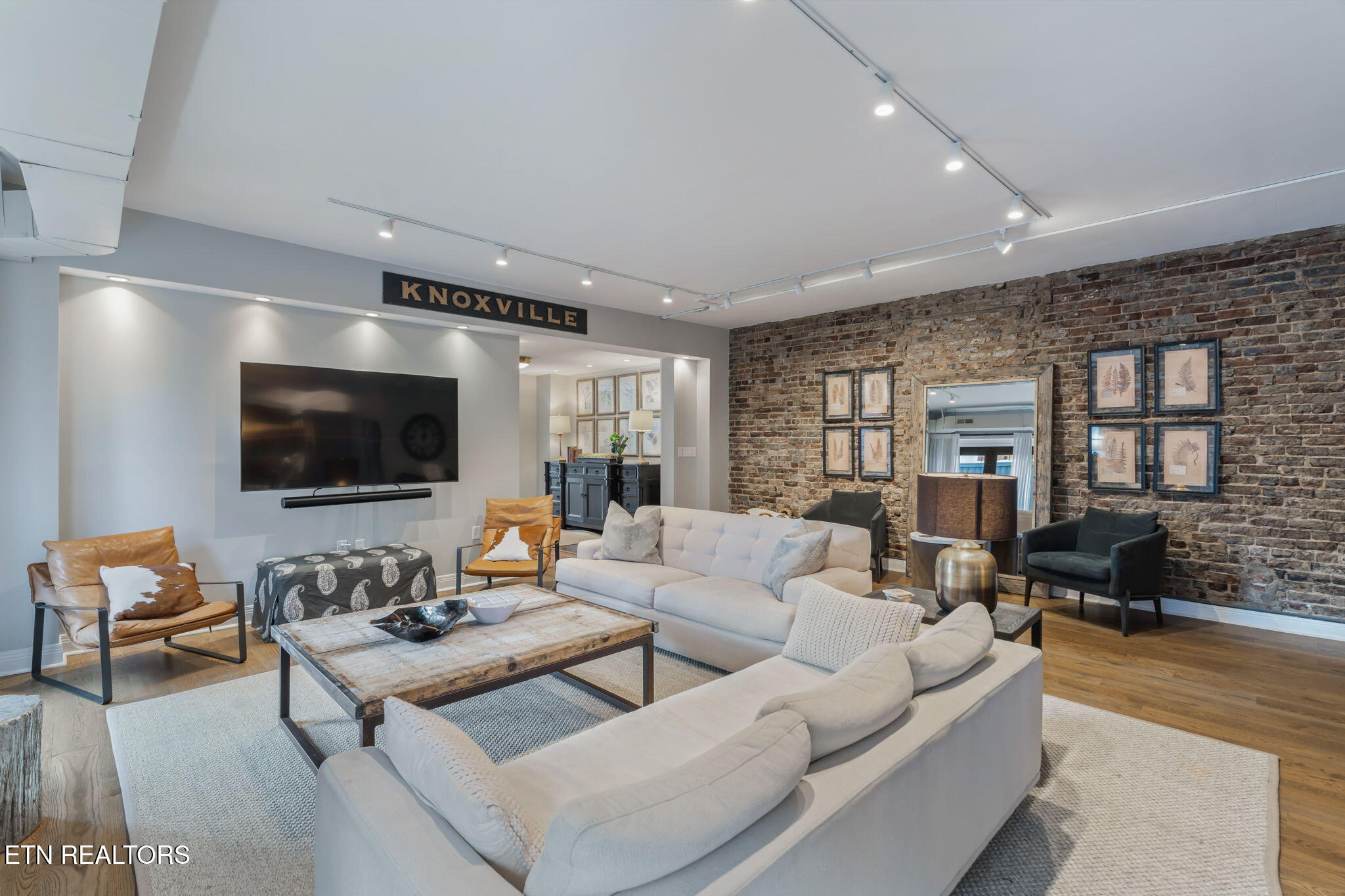 304 S Gay Street Knoxville TN 37902