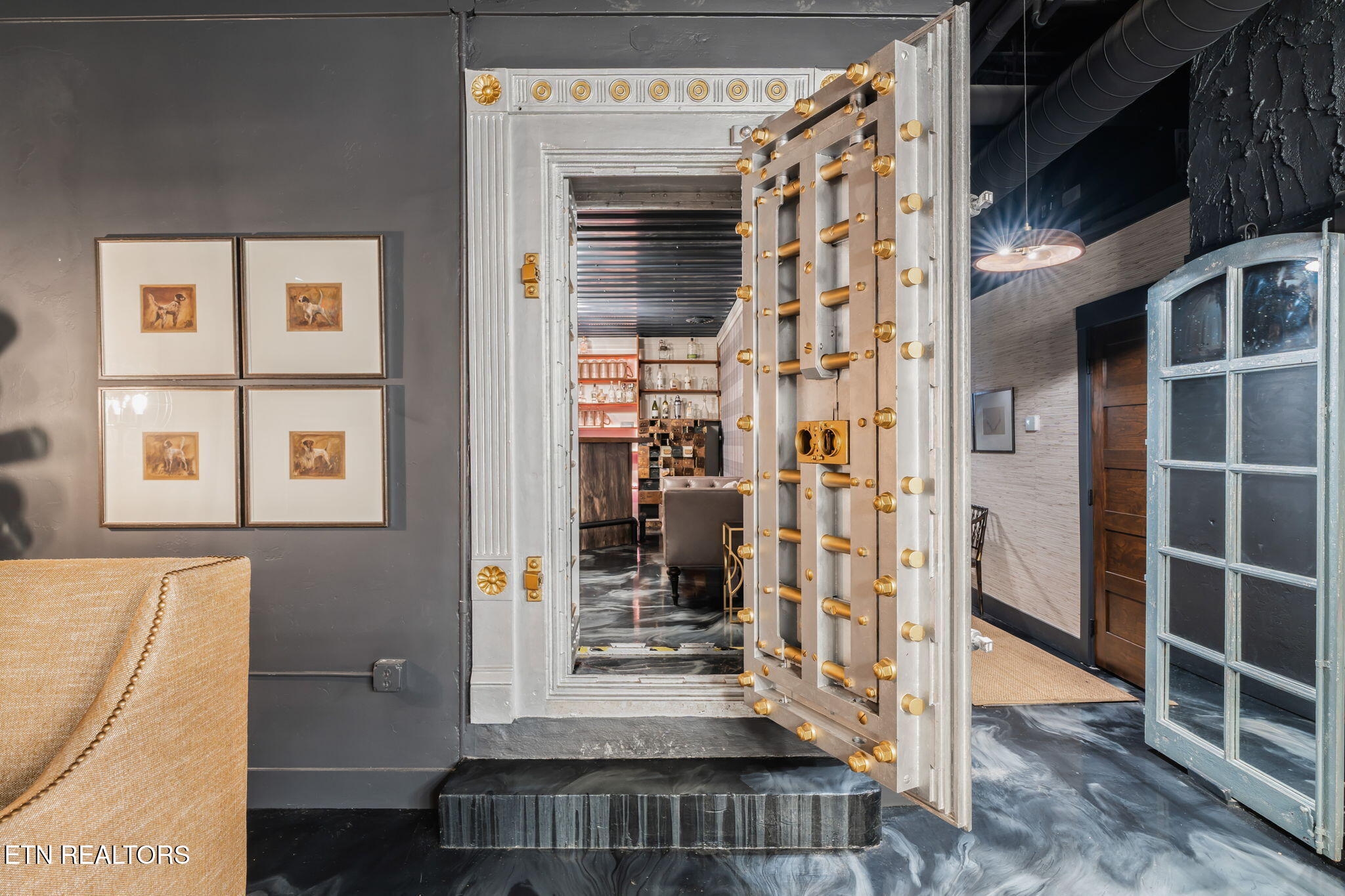 304 S Gay Street Knoxville TN 37902