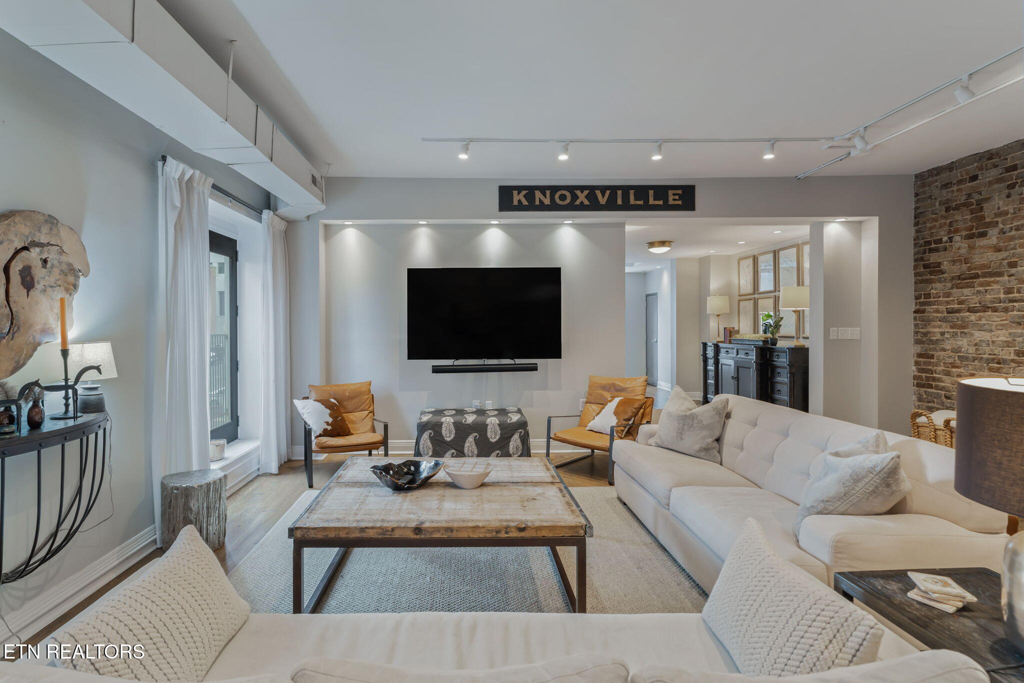 304 S Gay Street Knoxville TN 37902