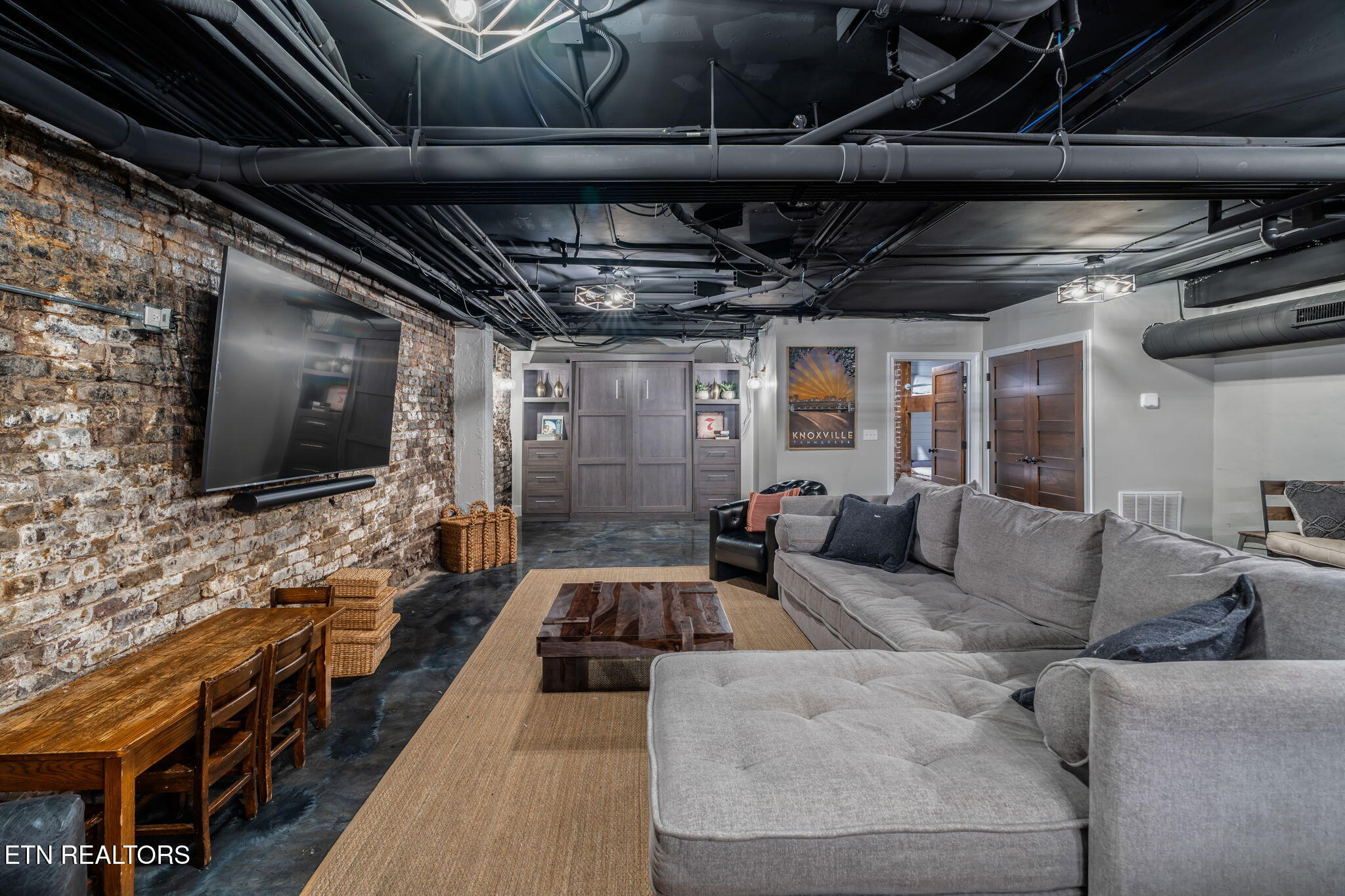 304 S Gay Street Knoxville TN 37902