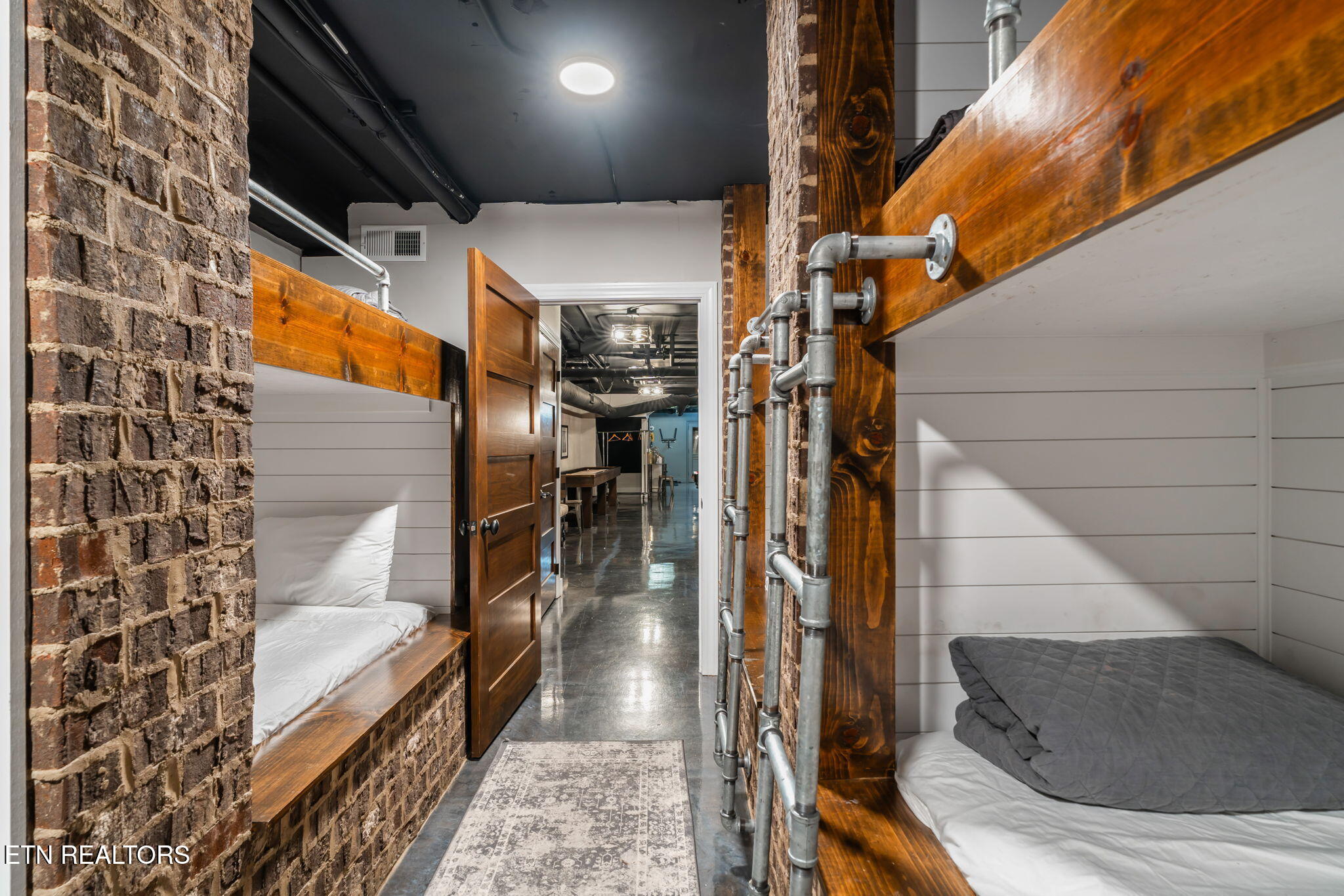 304 S Gay Street Knoxville TN 37902