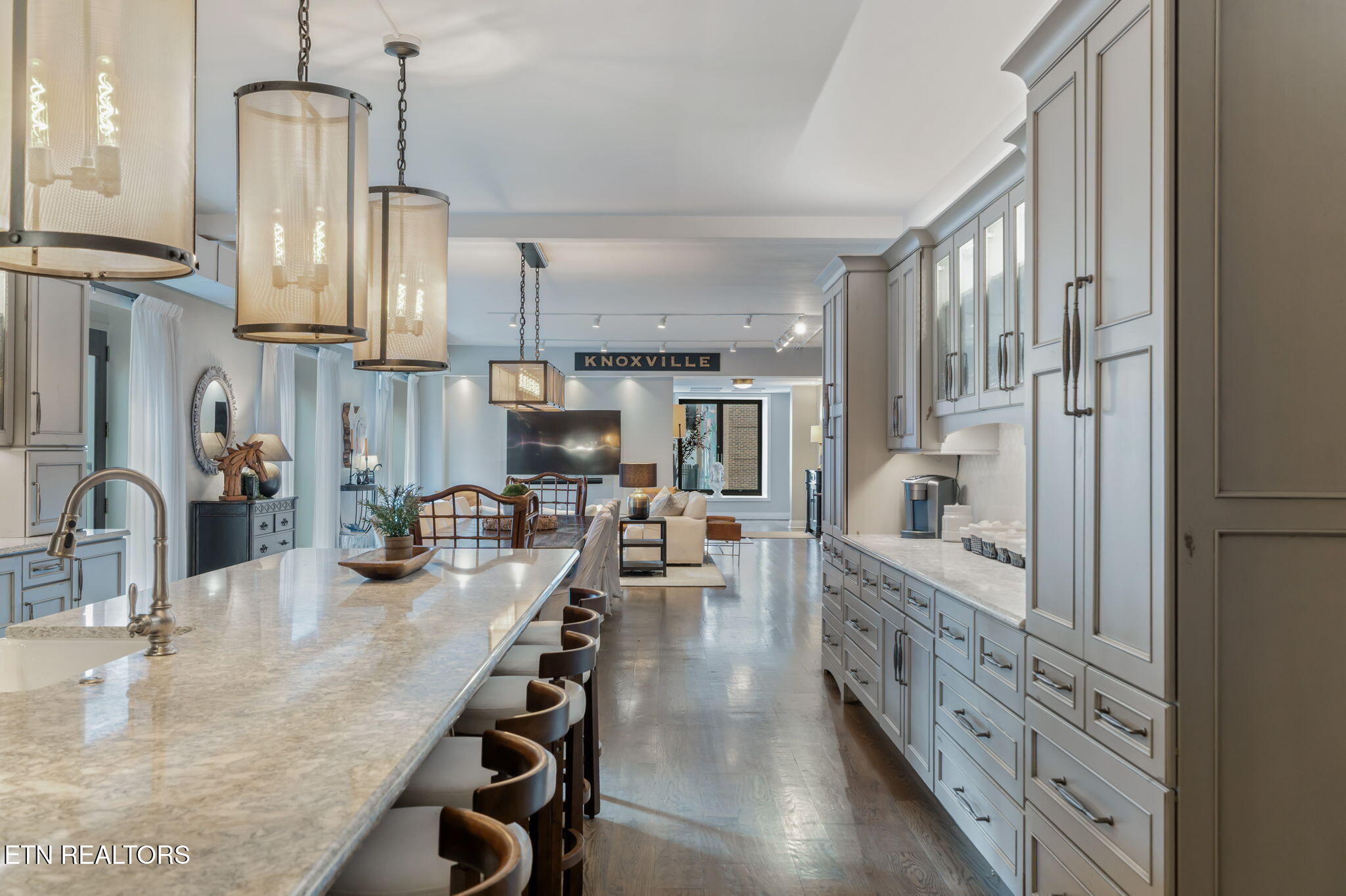 304 S Gay Street Knoxville TN 37902