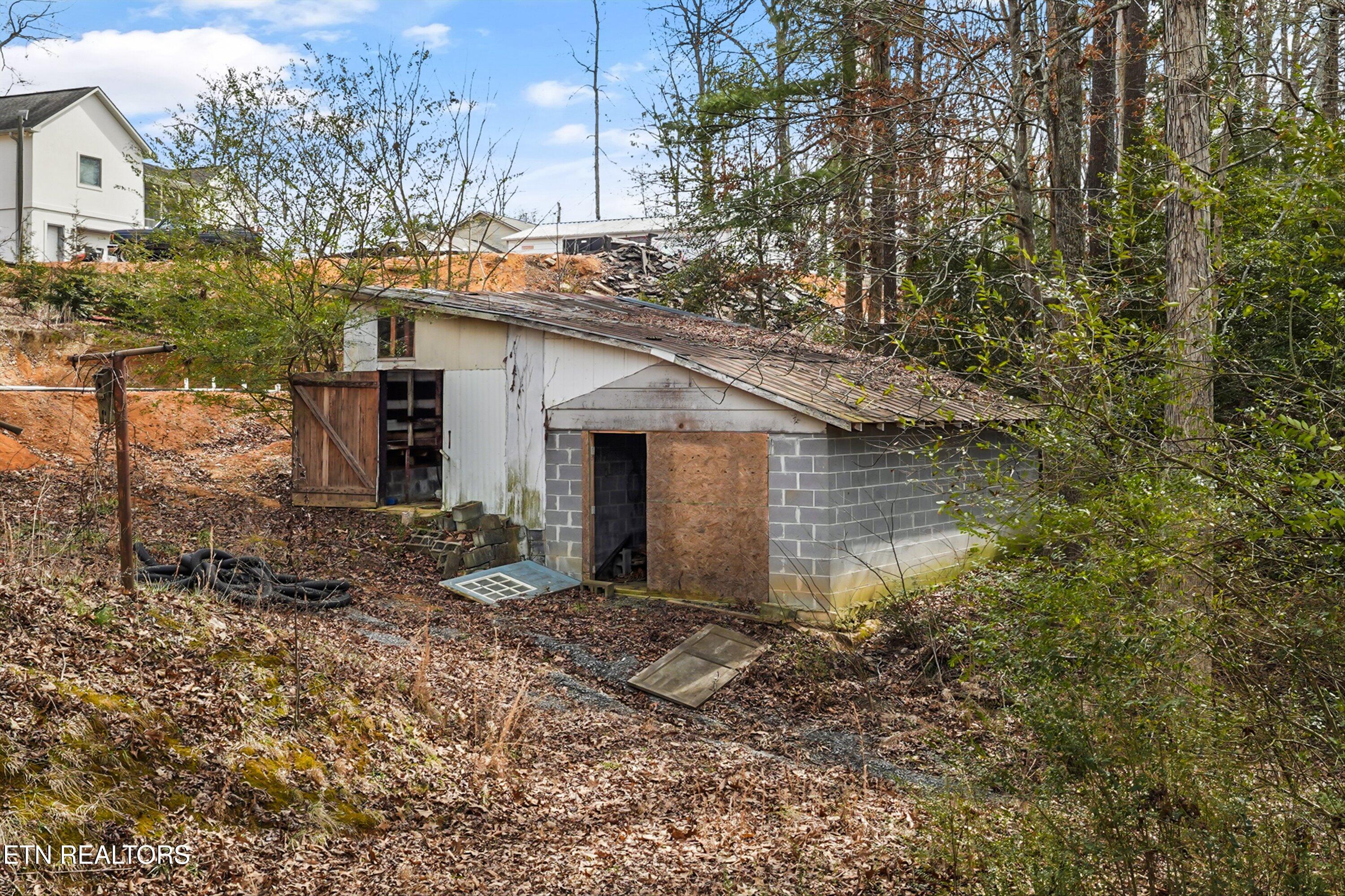 1360 Lower English Creek Road Newport TN 37821