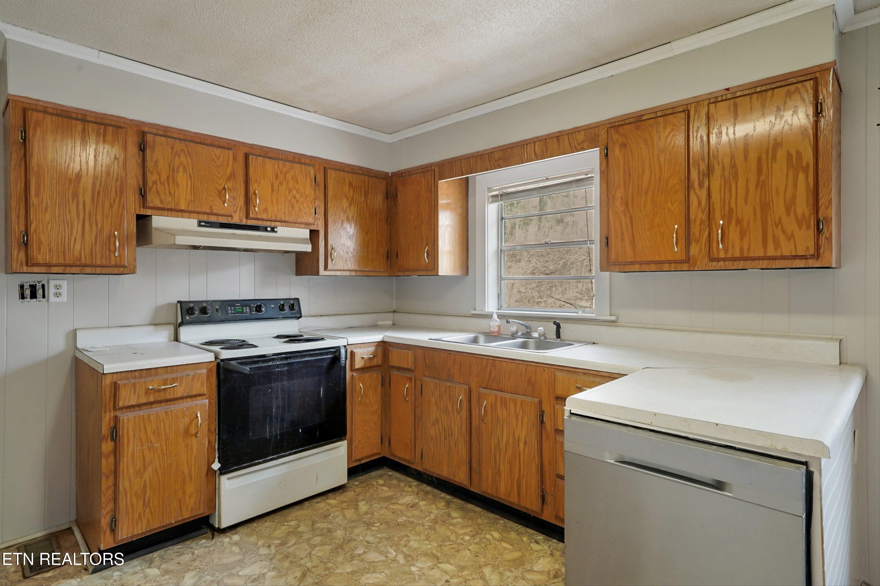 1360 Lower English Creek Road Newport TN 37821