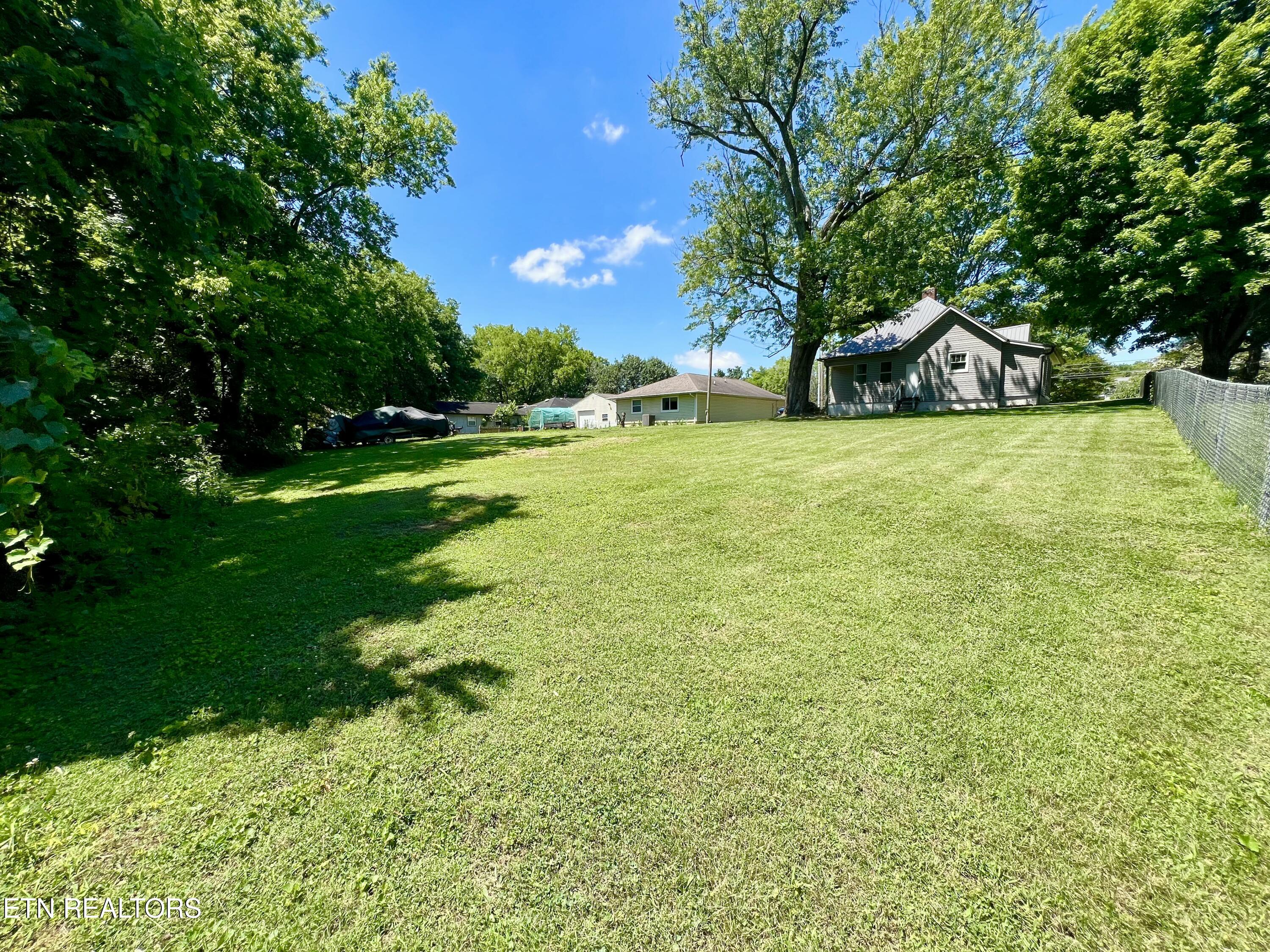 1732 N Wright Road Alcoa TN 37701