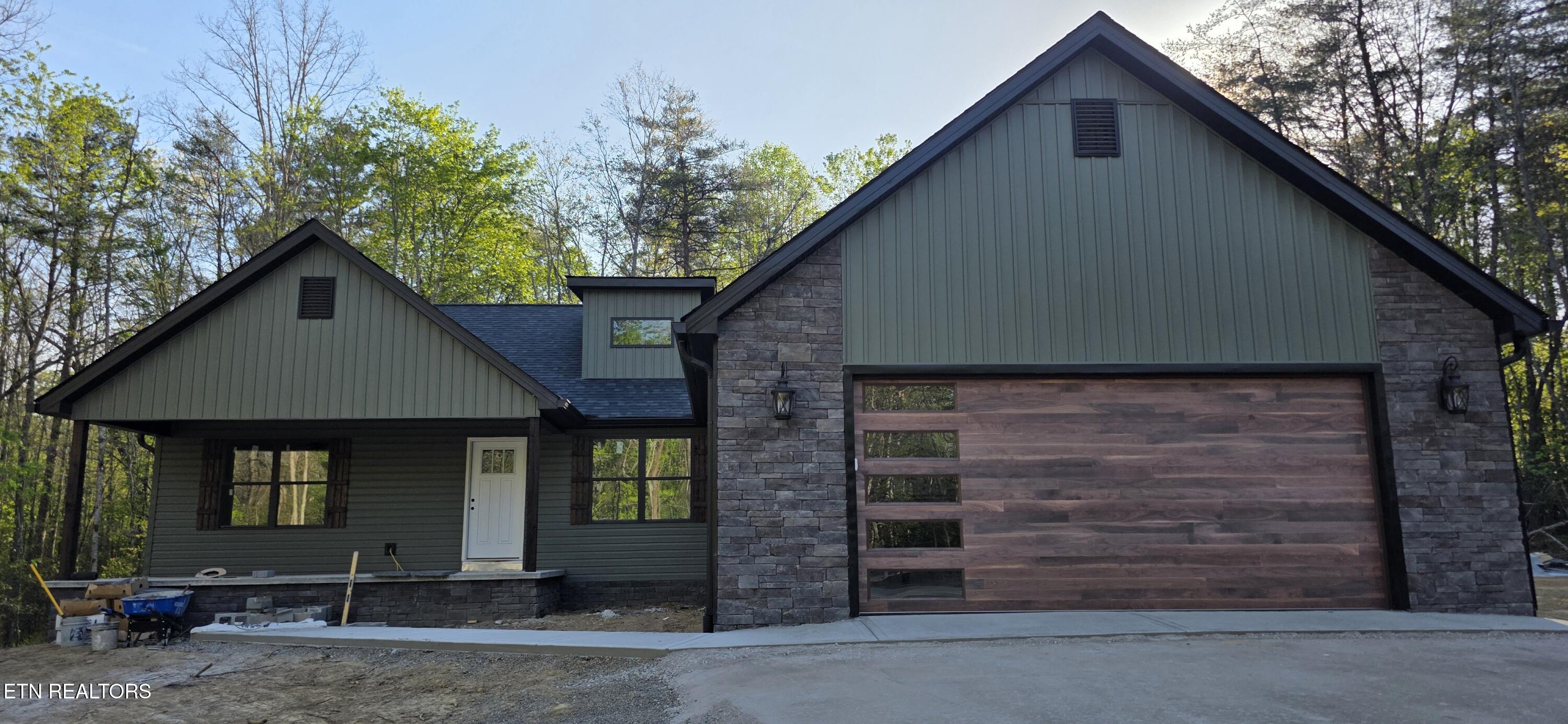 1300 Laurel Way Monterey TN 38574