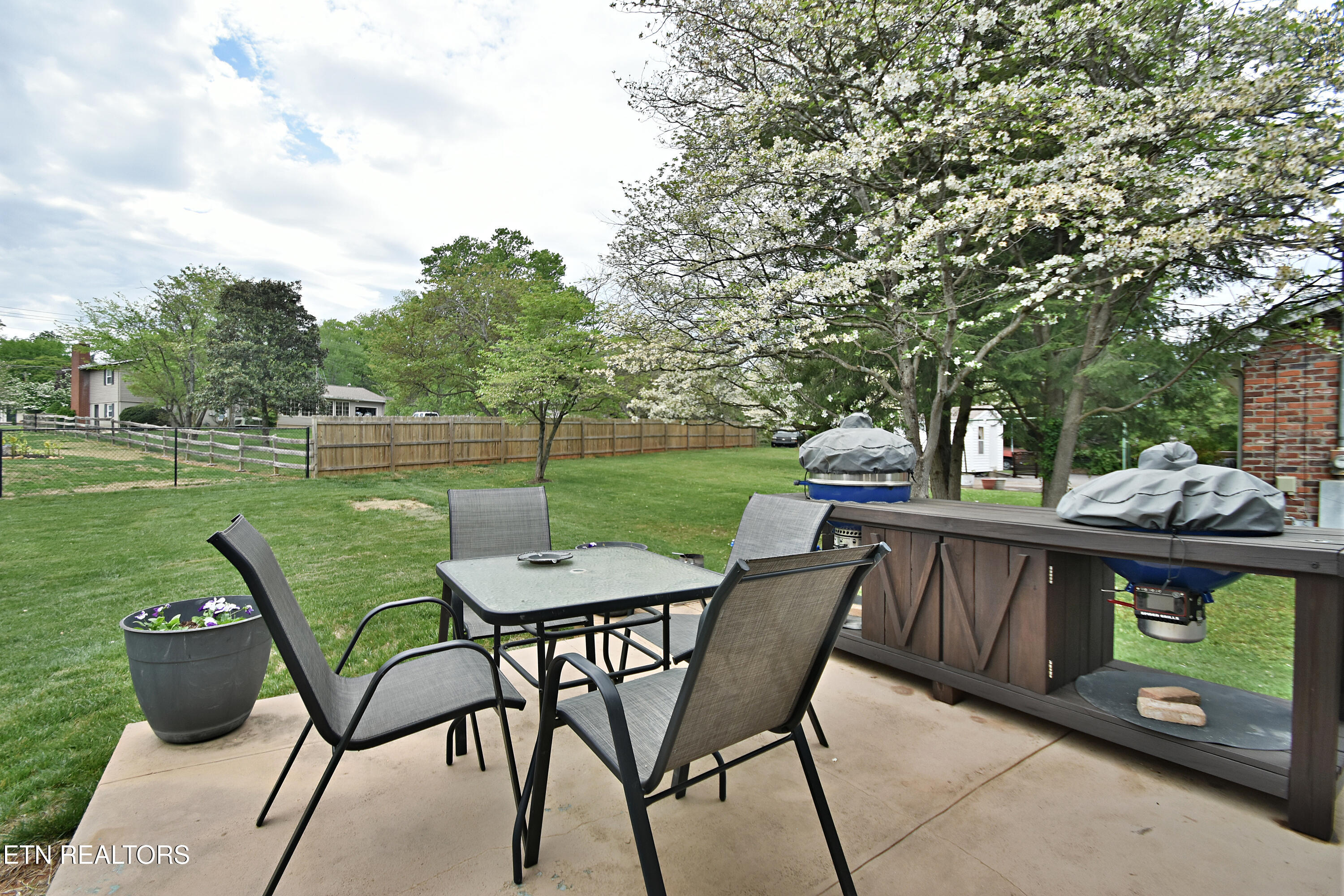 509 E Meadecrest Drive Knoxville TN 37923