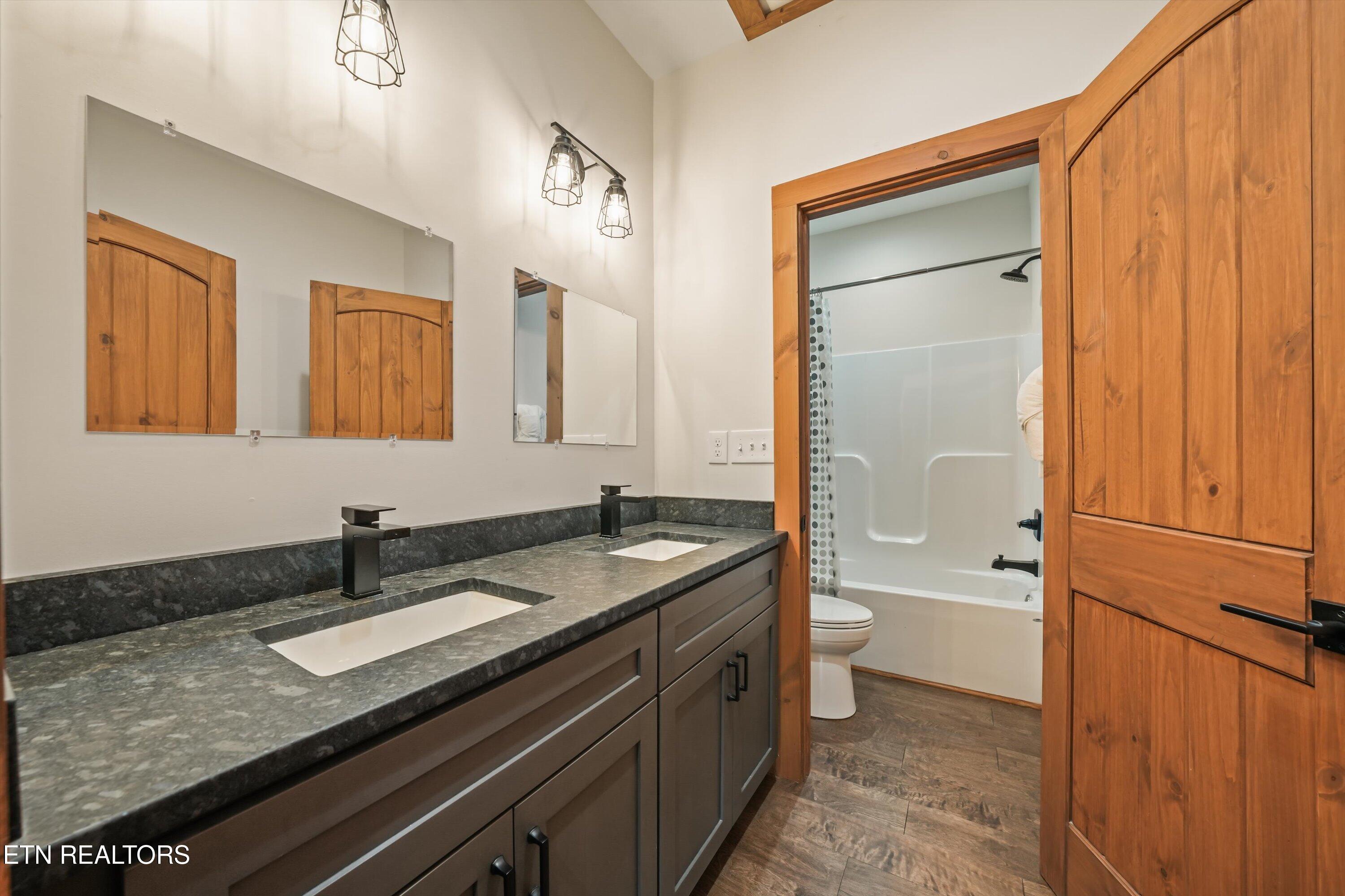 2930 Lighting Strike Drive Sevierville TN 37876