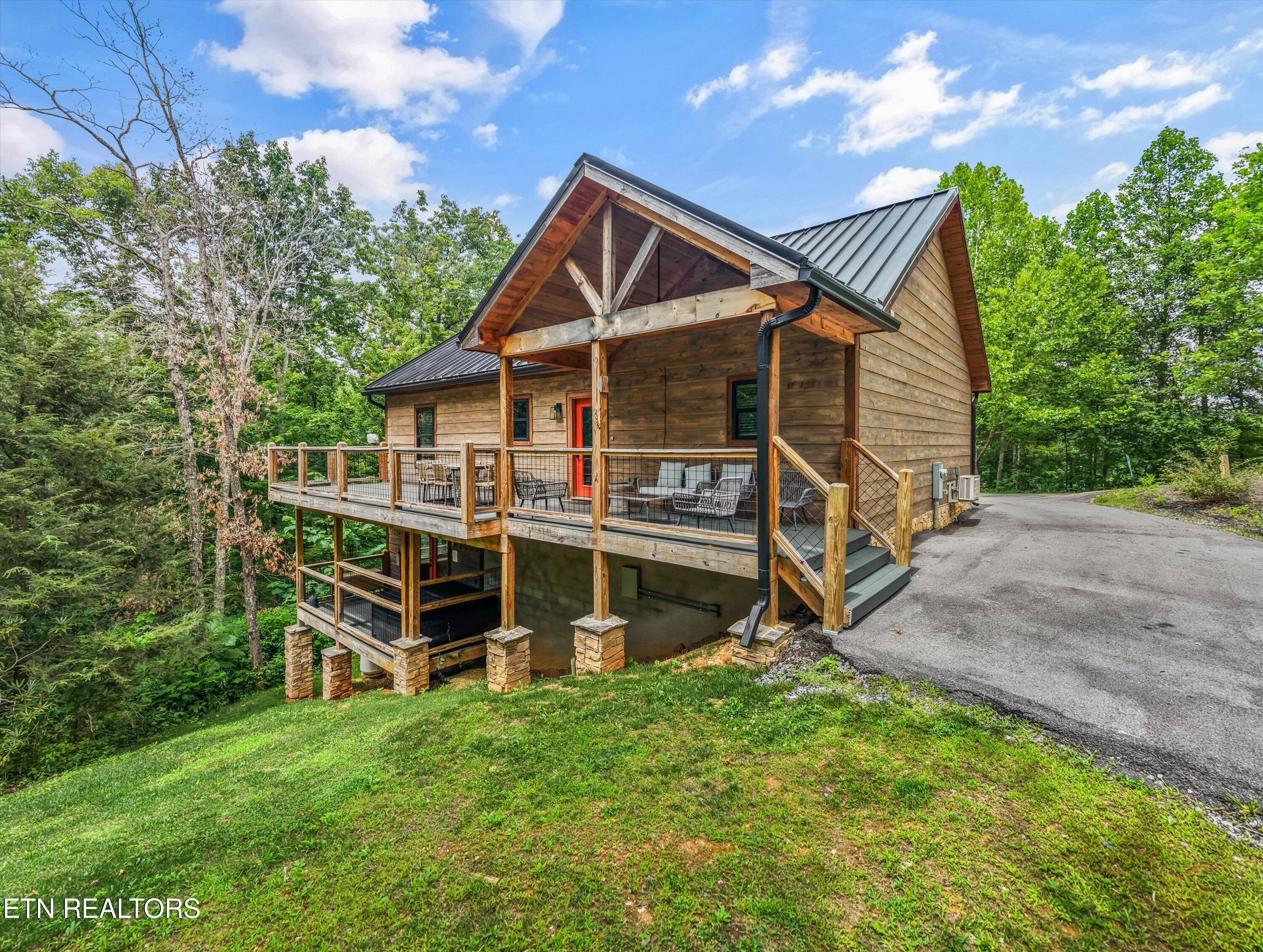 2930 Lighting Strike Drive Sevierville TN 37876