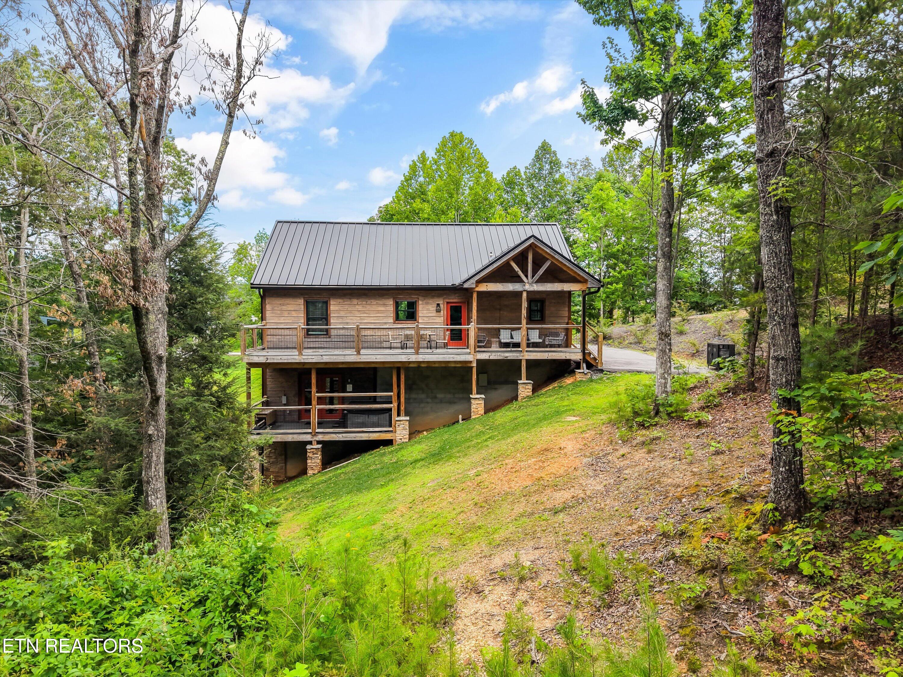 2930 Lighting Strike Drive Sevierville TN 37876