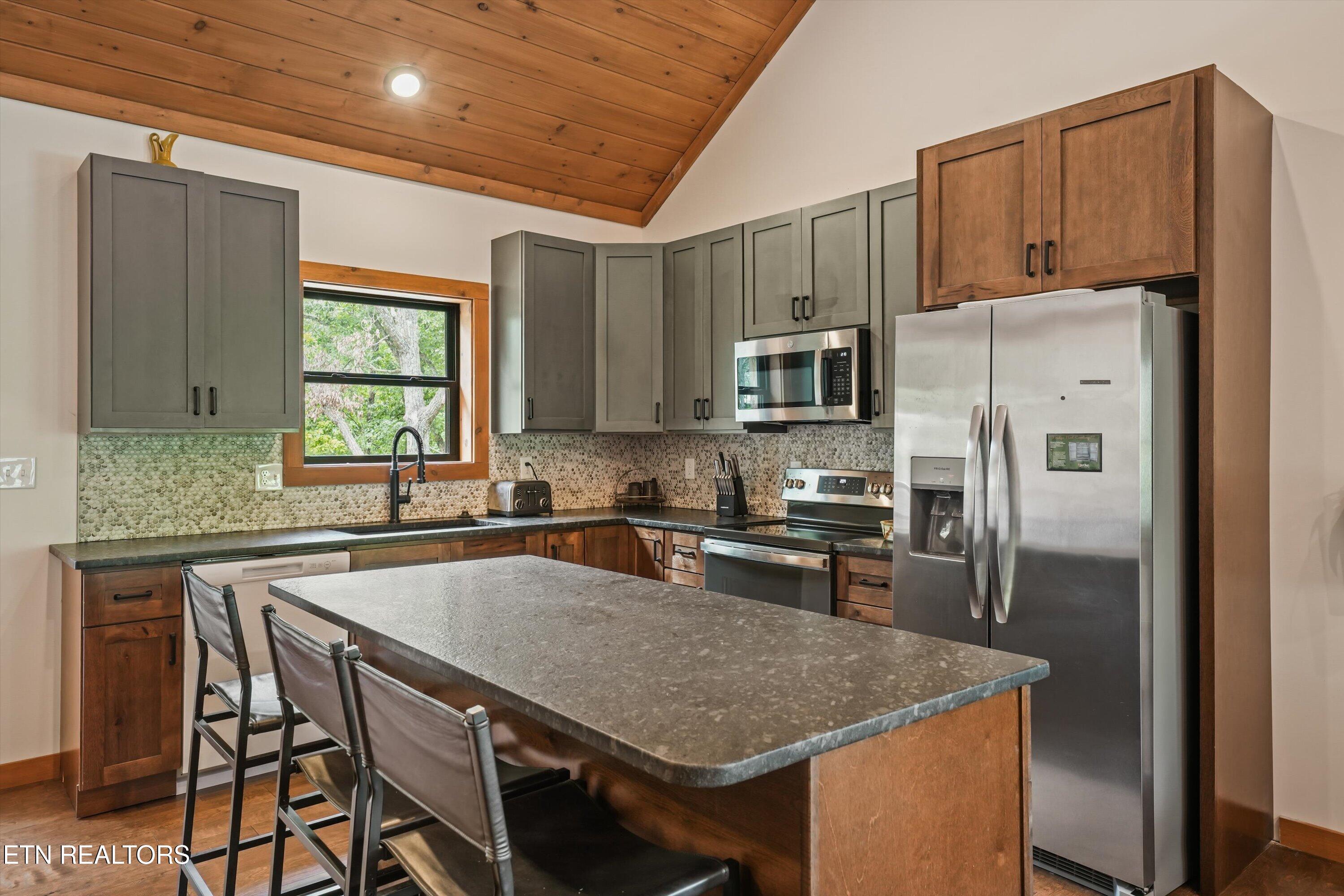 2930 Lighting Strike Drive Sevierville TN 37876