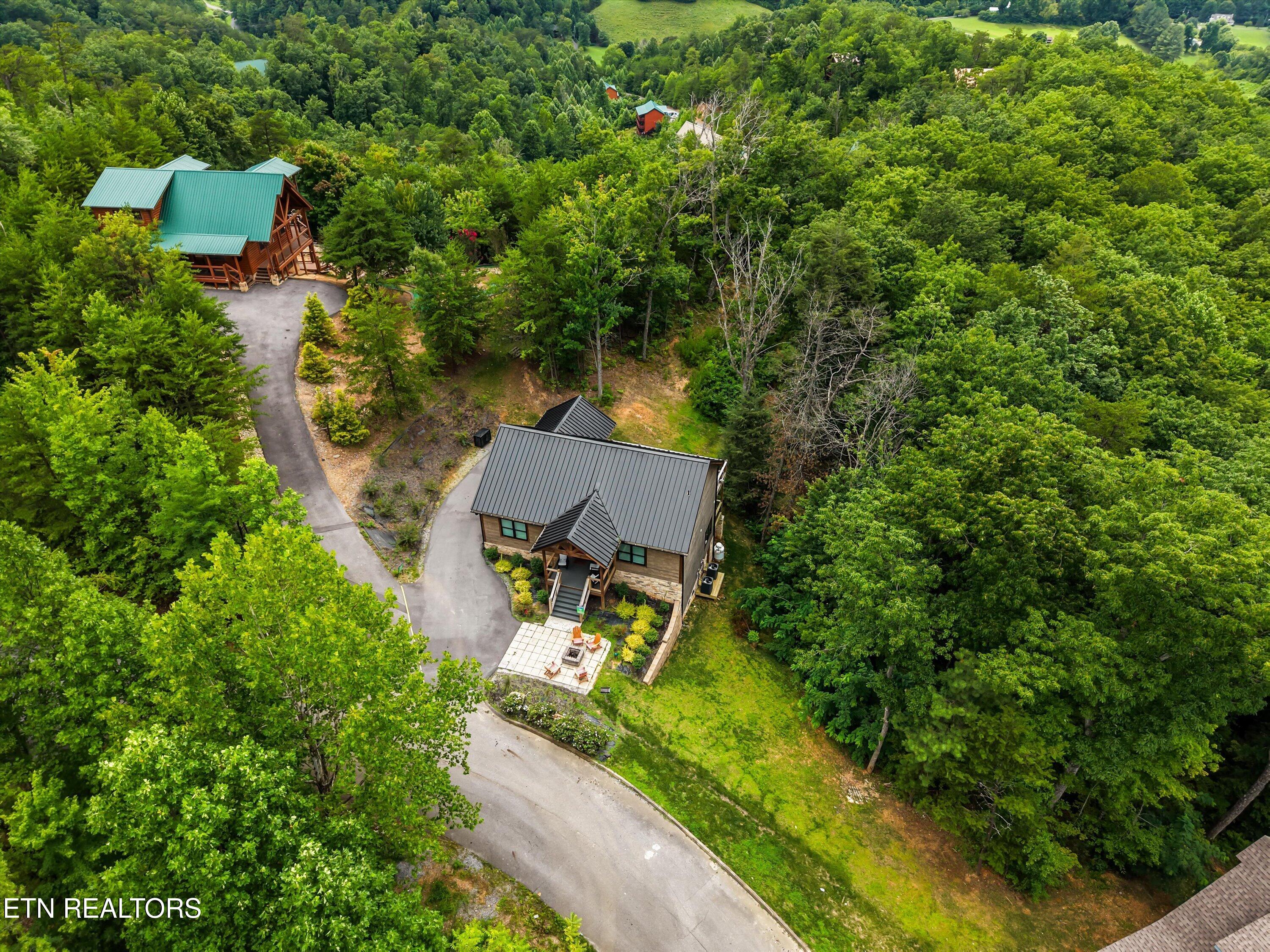 2930 Lighting Strike Drive Sevierville TN 37876