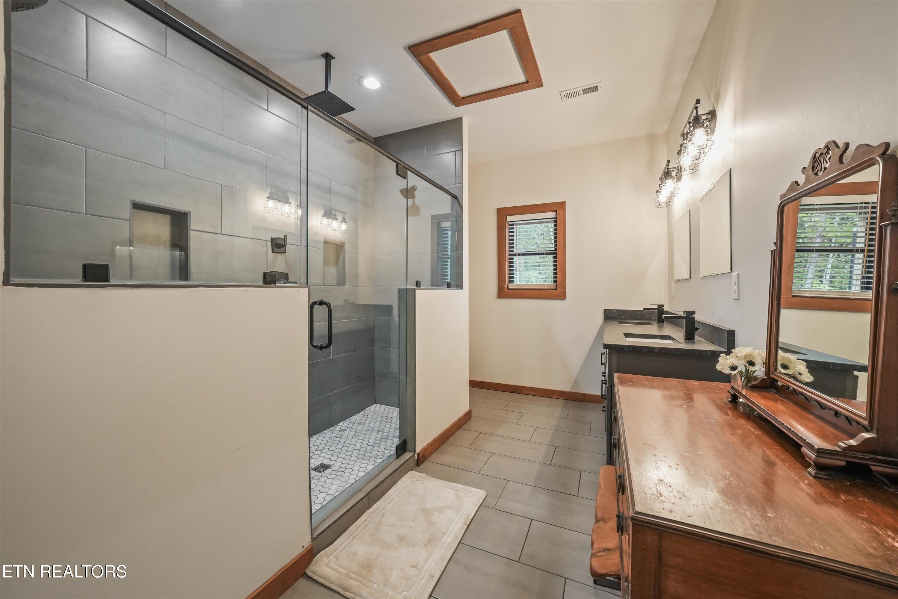 2930 Lighting Strike Drive Sevierville TN 37876