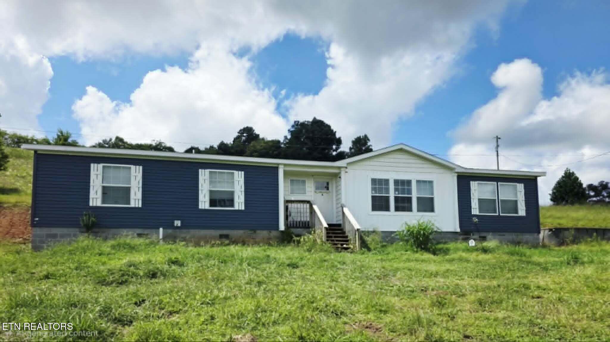 1895 Fords Chapel Road New Tazewell TN 37825