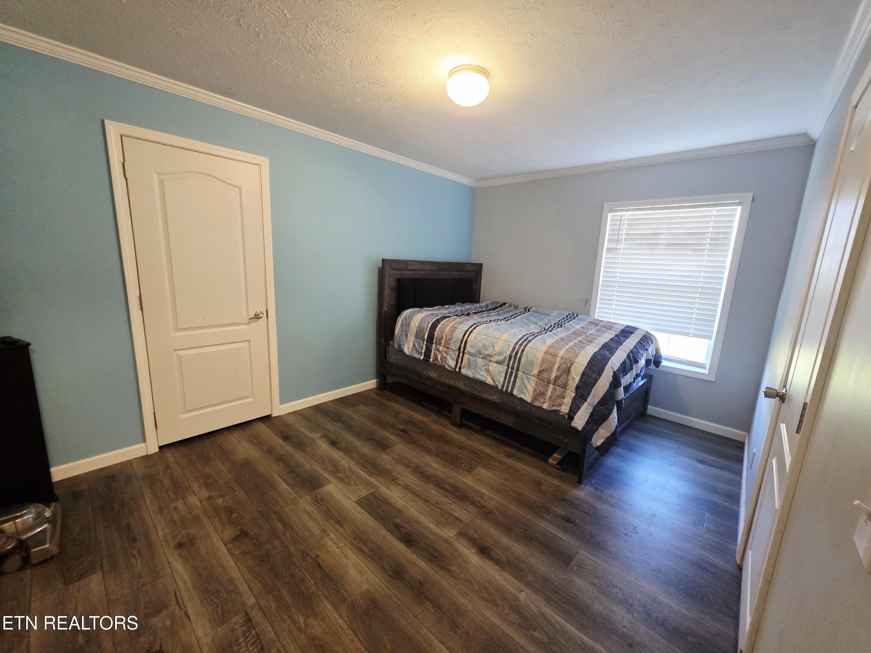 1895 Fords Chapel Road New Tazewell TN 37825