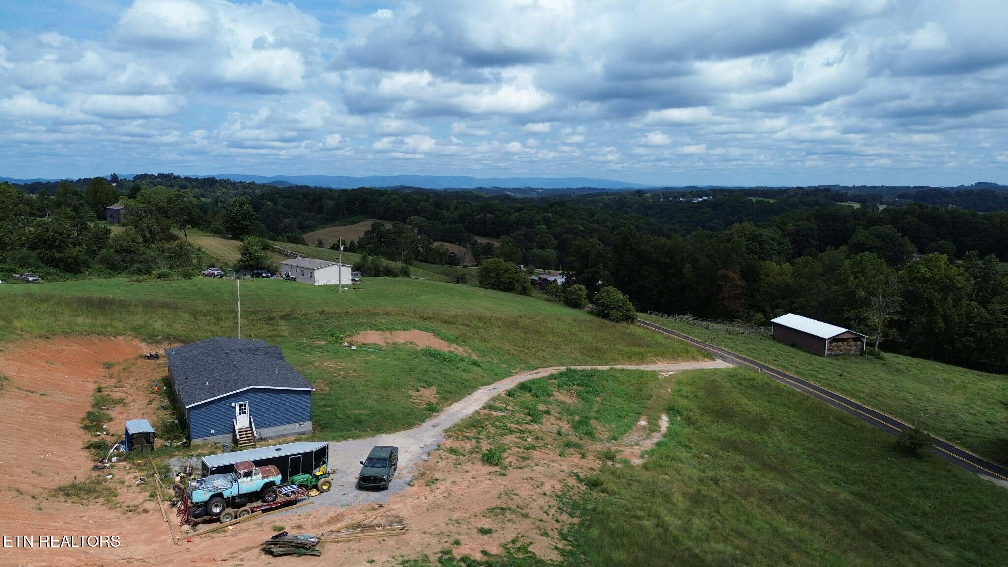 1895 Fords Chapel Road New Tazewell TN 37825
