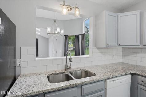 1508 Spelling Way Knoxville TN 37909