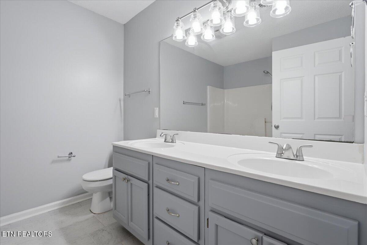 1508 Spelling Way Knoxville TN 37909