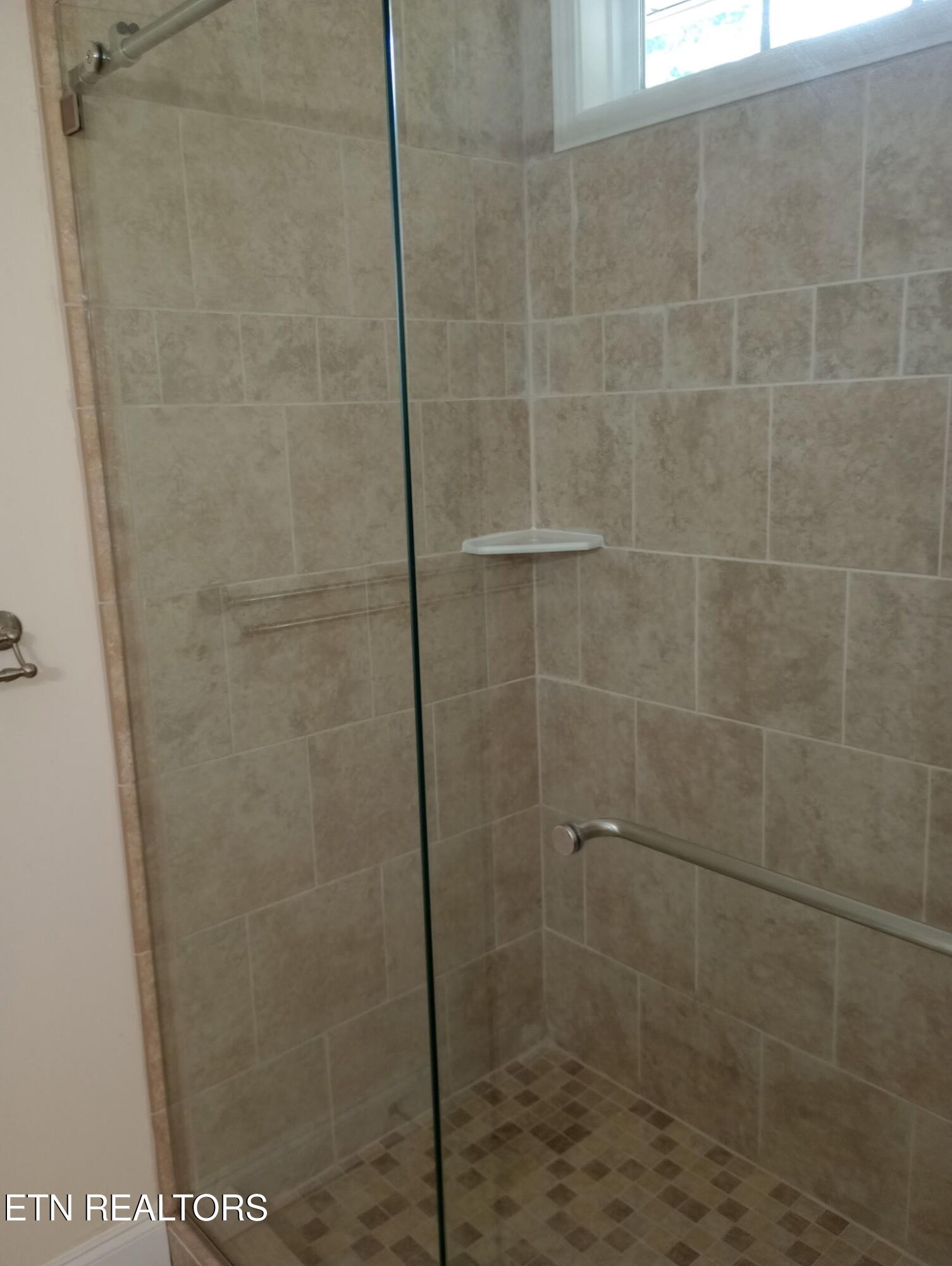 62 Cardinal Loop Crossville TN 38555