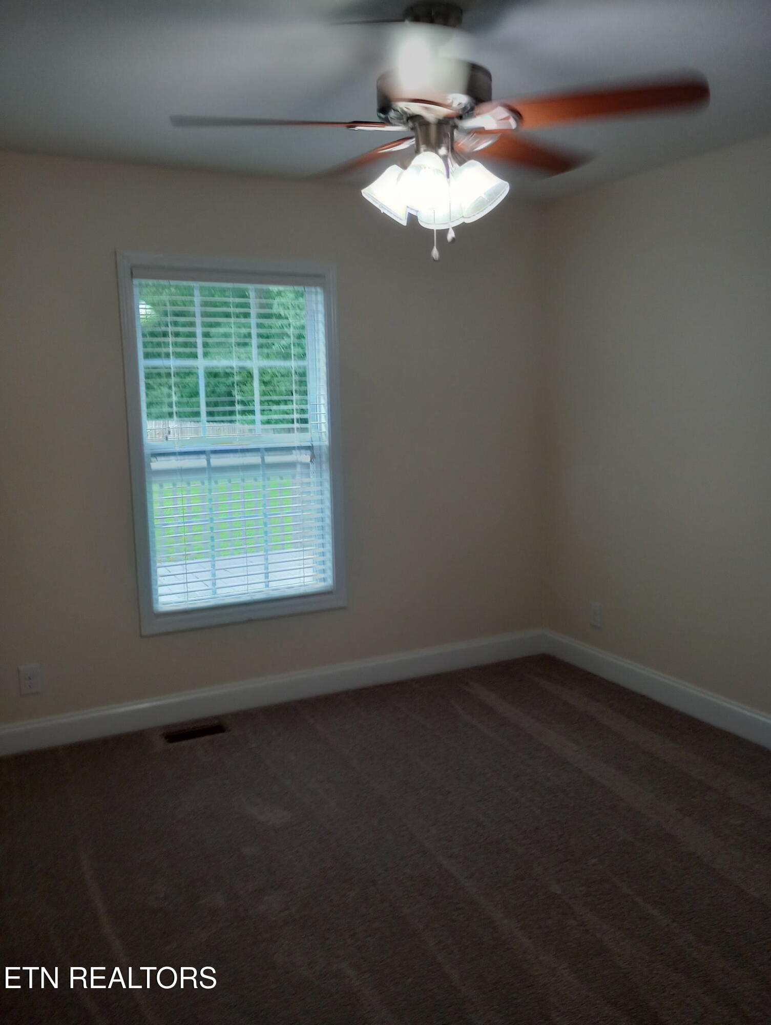 62 Cardinal Loop Crossville TN 38555