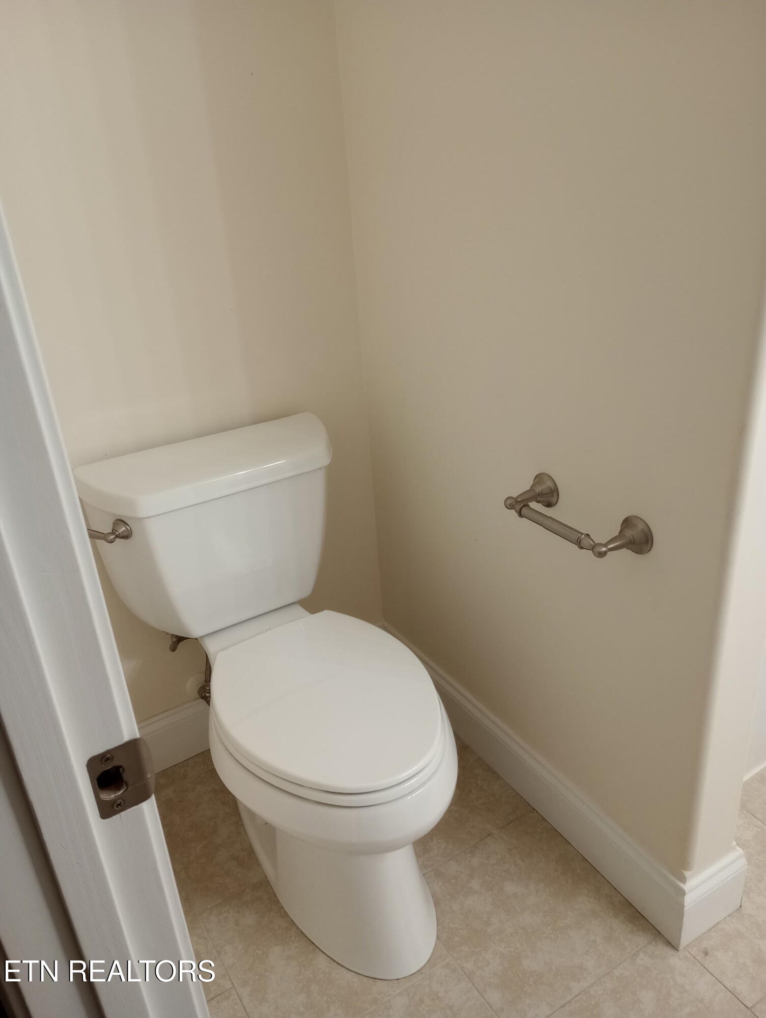 62 Cardinal Loop Crossville TN 38555