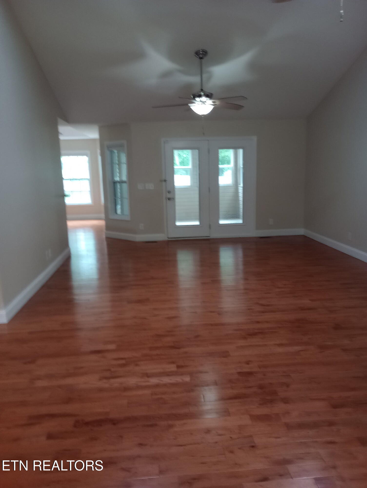 62 Cardinal Loop Crossville TN 38555