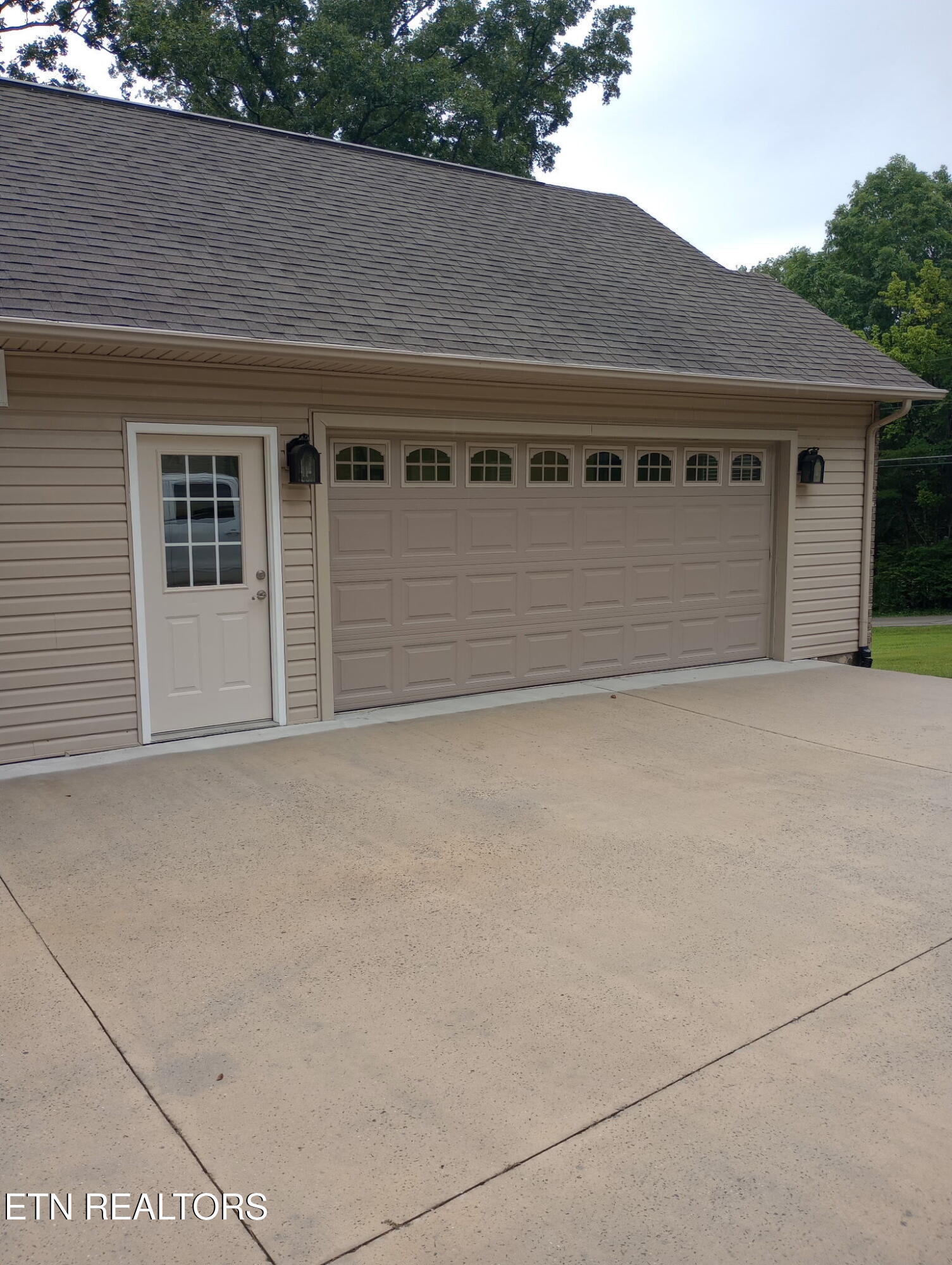 62 Cardinal Loop Crossville TN 38555