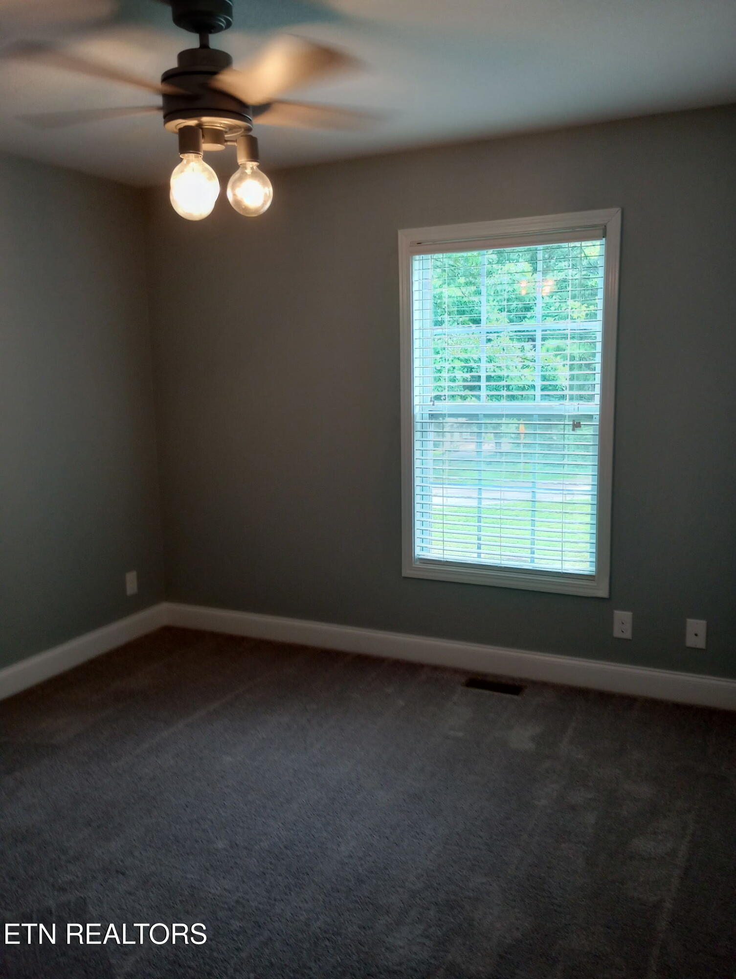62 Cardinal Loop Crossville TN 38555