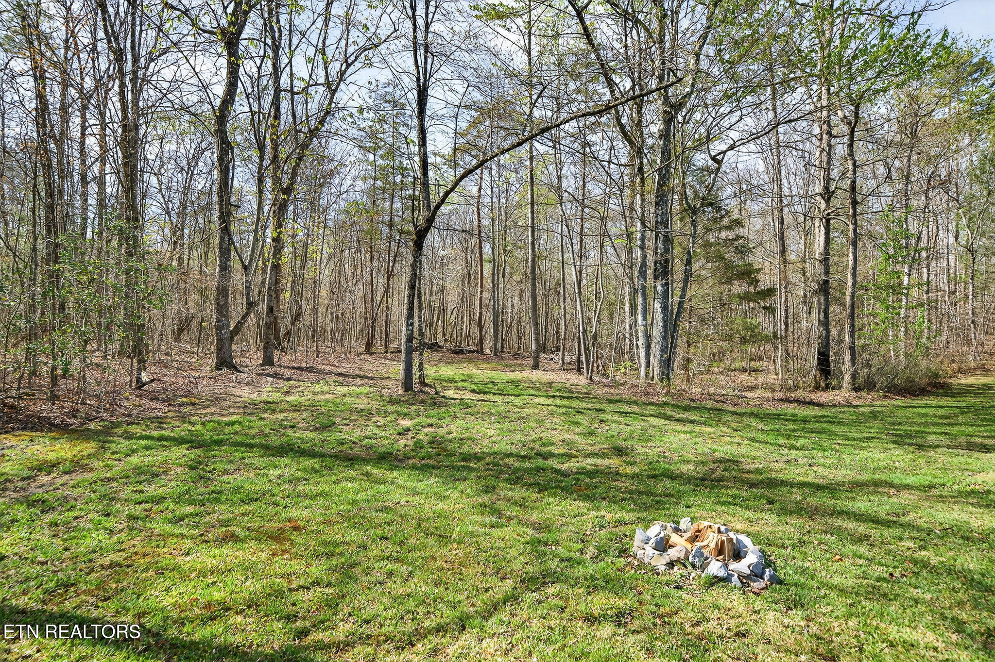 1085 Hargis Road Grimsley TN 38565