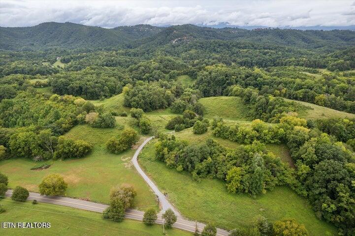 1356 Jayell Road Sevierville TN 37862