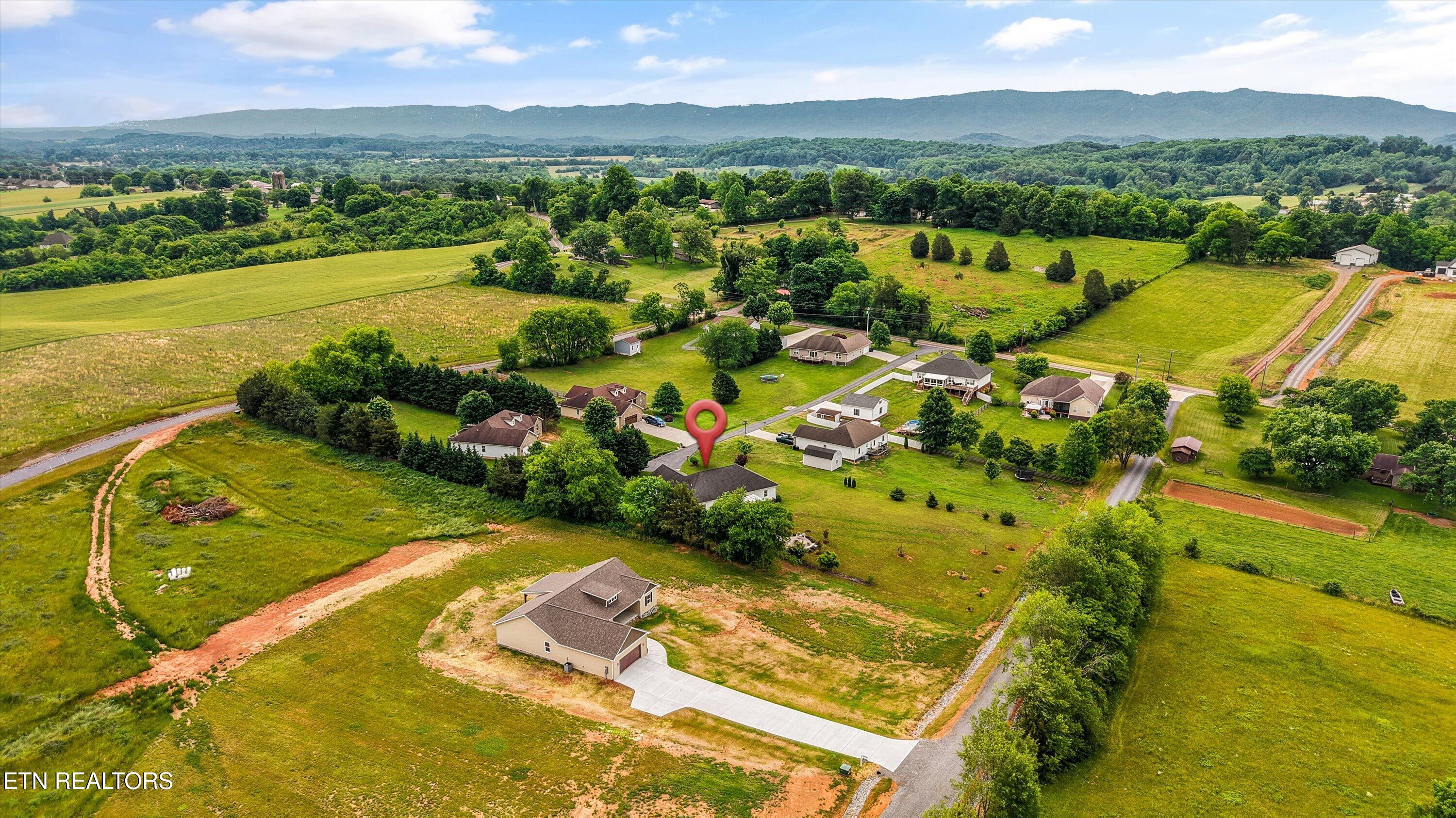 217 Paradise Lane Maryville TN 37801