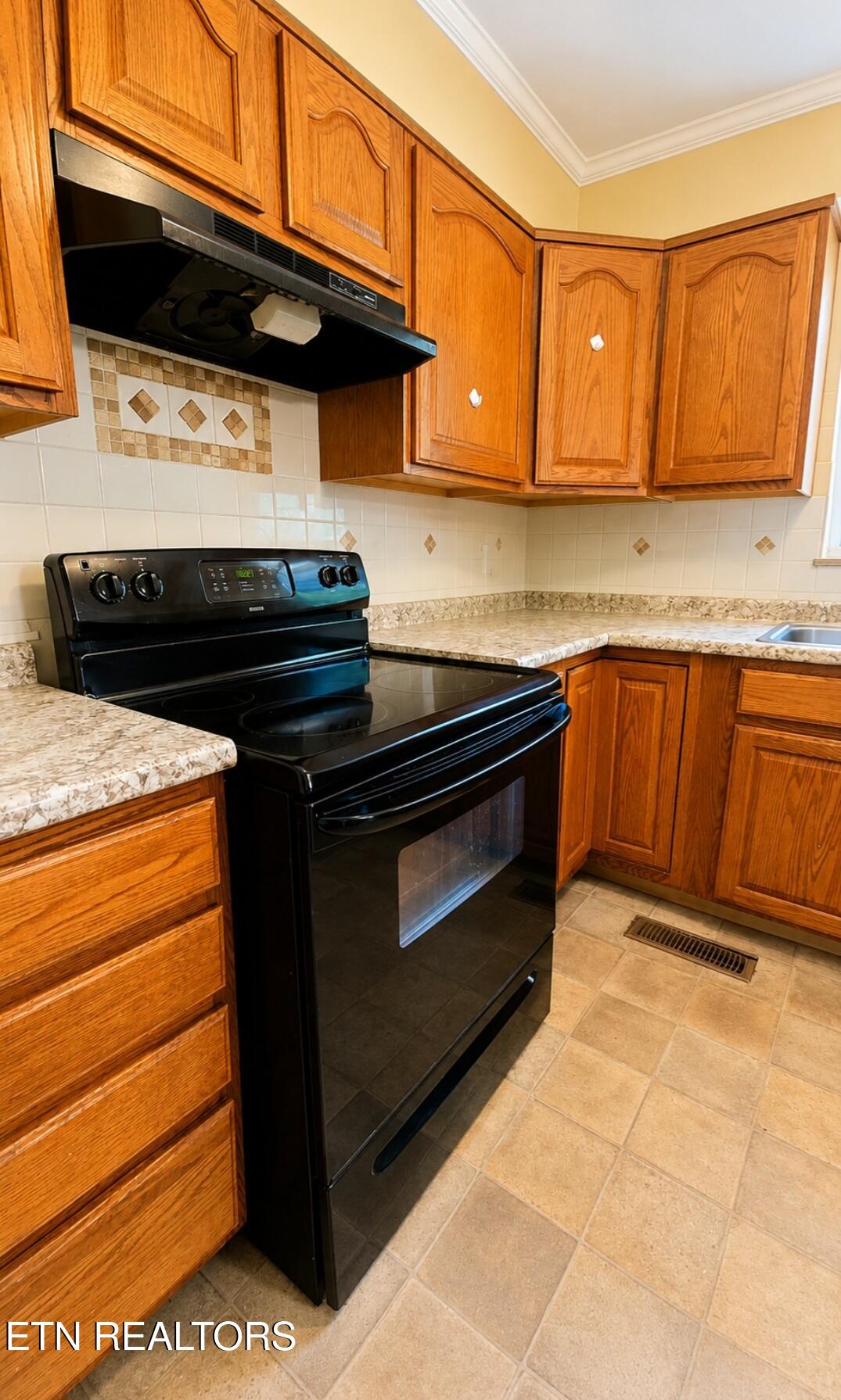 1932 Eastern Avenue Morristown TN 37813