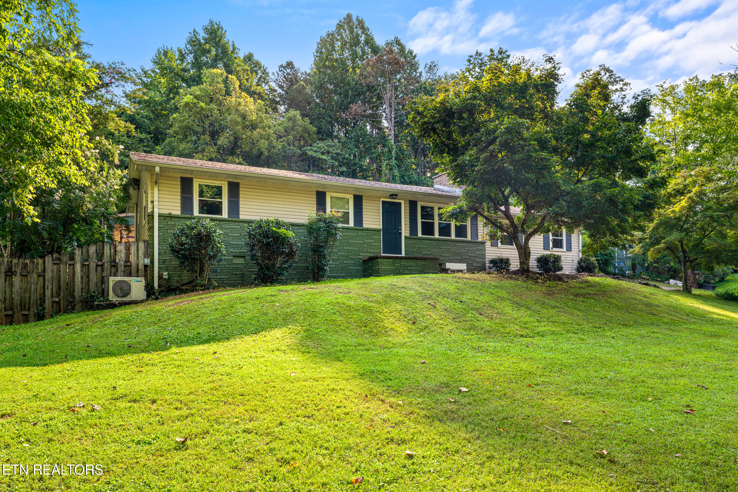 2404 Belt Road Knoxville TN 37920