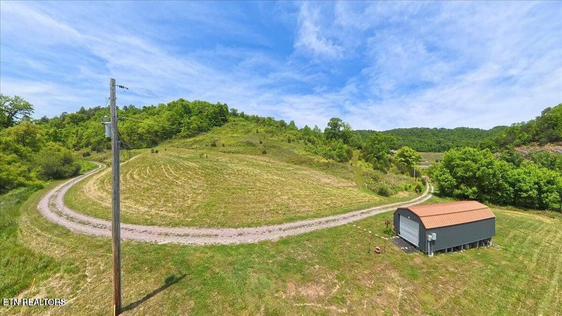 3796 Highway 25e S Tazewell TN 37879
