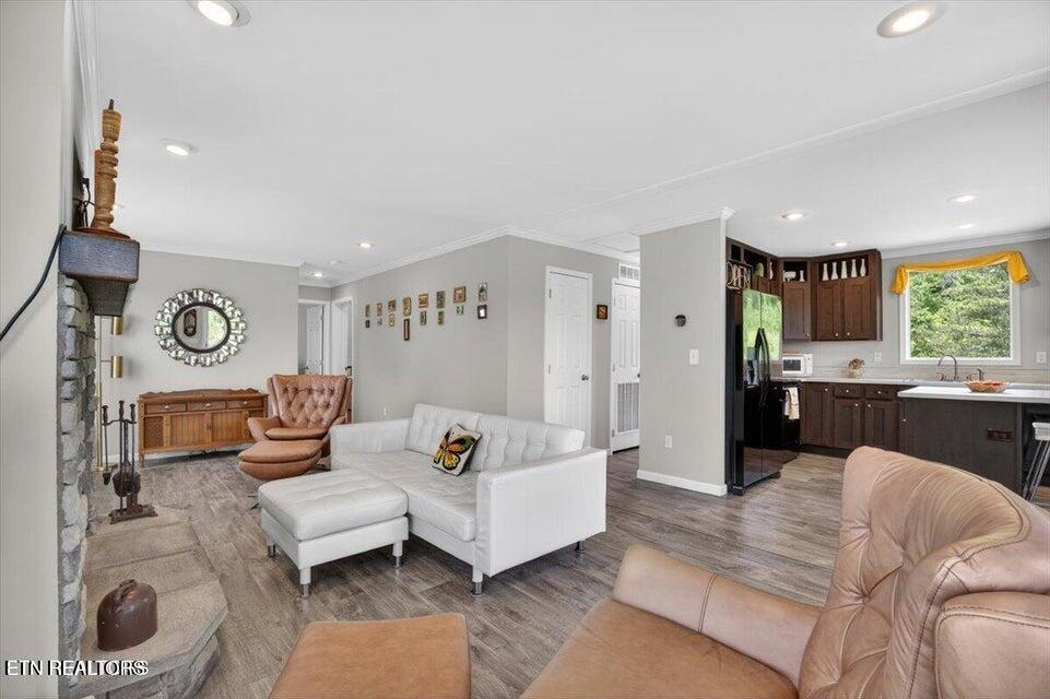 3796 Highway 25e S Tazewell TN 37879
