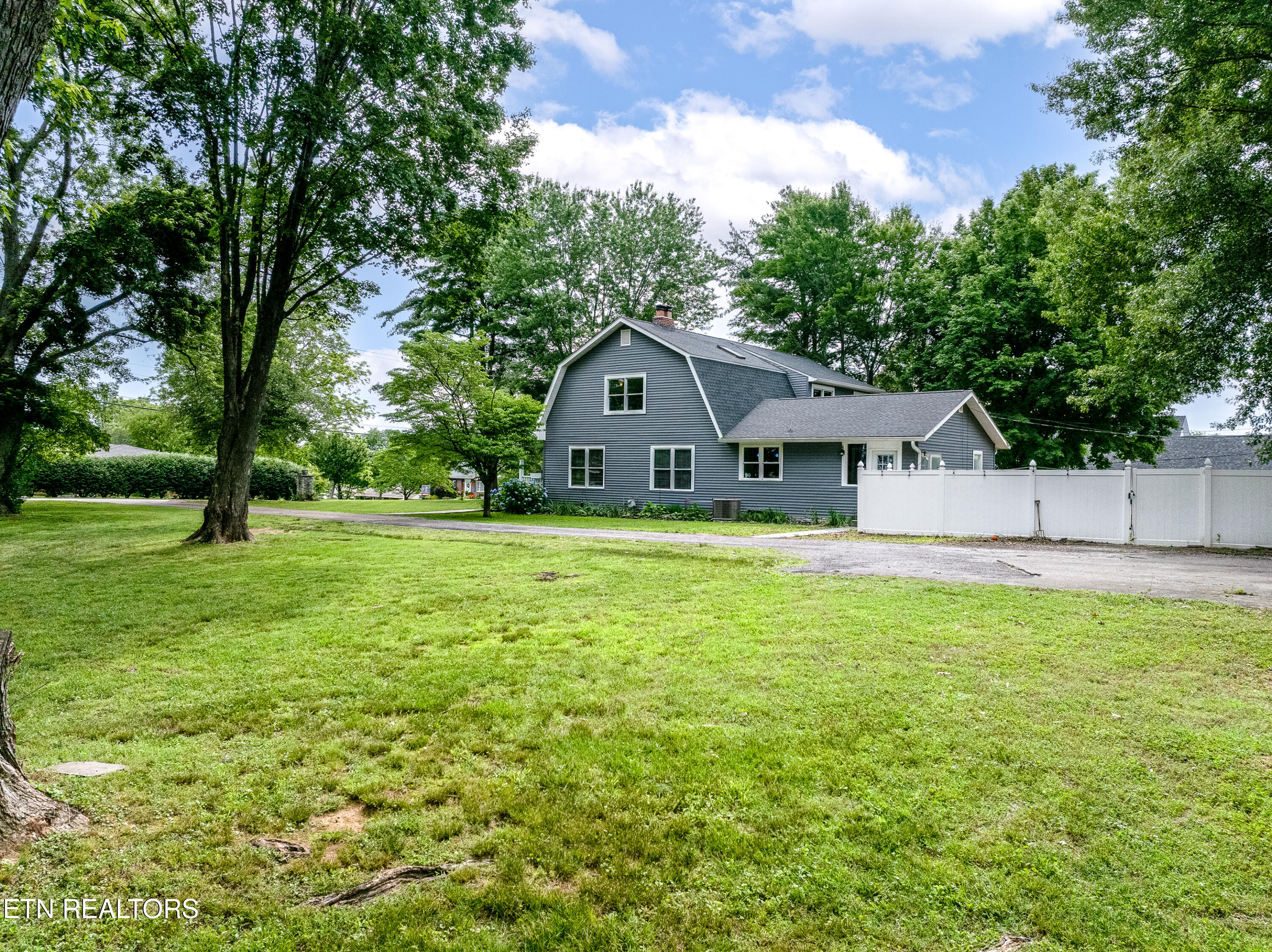 209 Montgomery Lane Maryville TN 37803